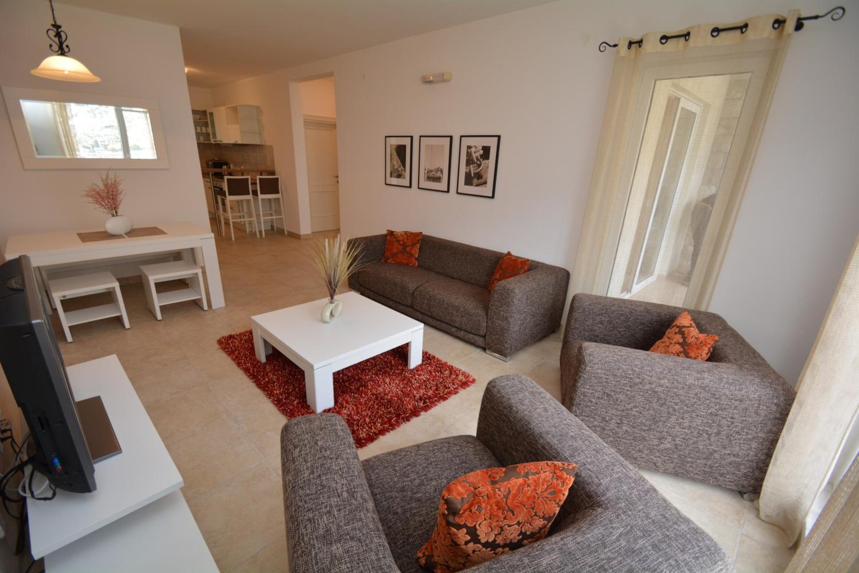 Muo Apartments