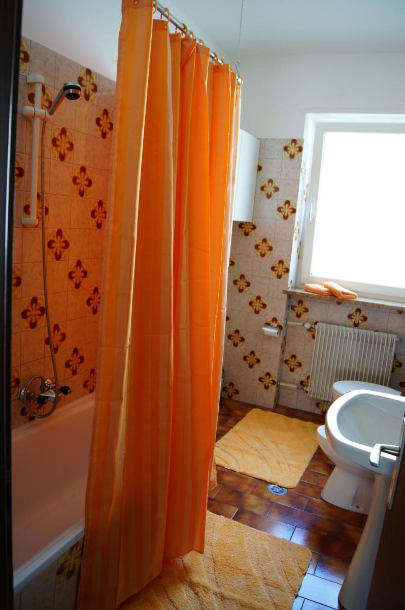 Photo 36