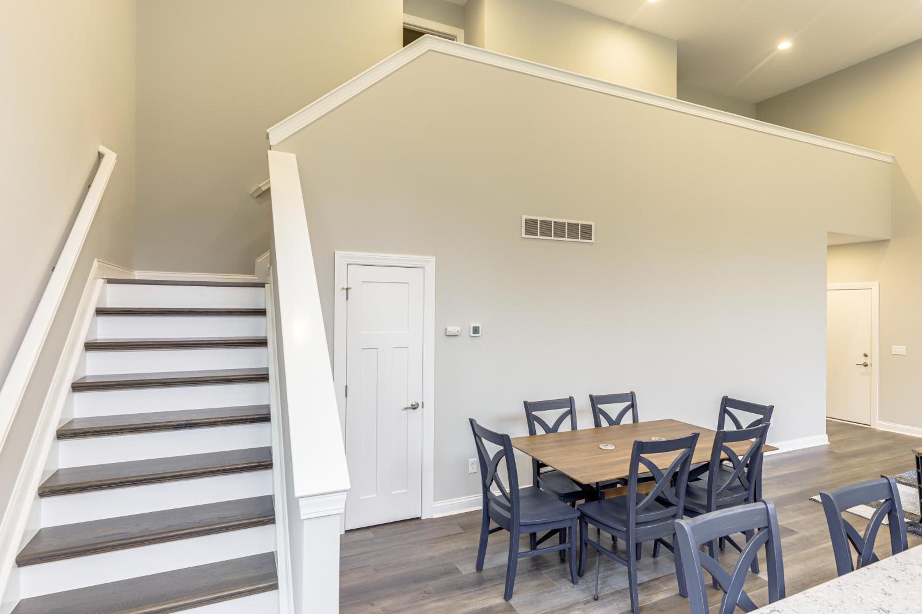 24 Mi to Cincinnati Newly Built Bethel Home!