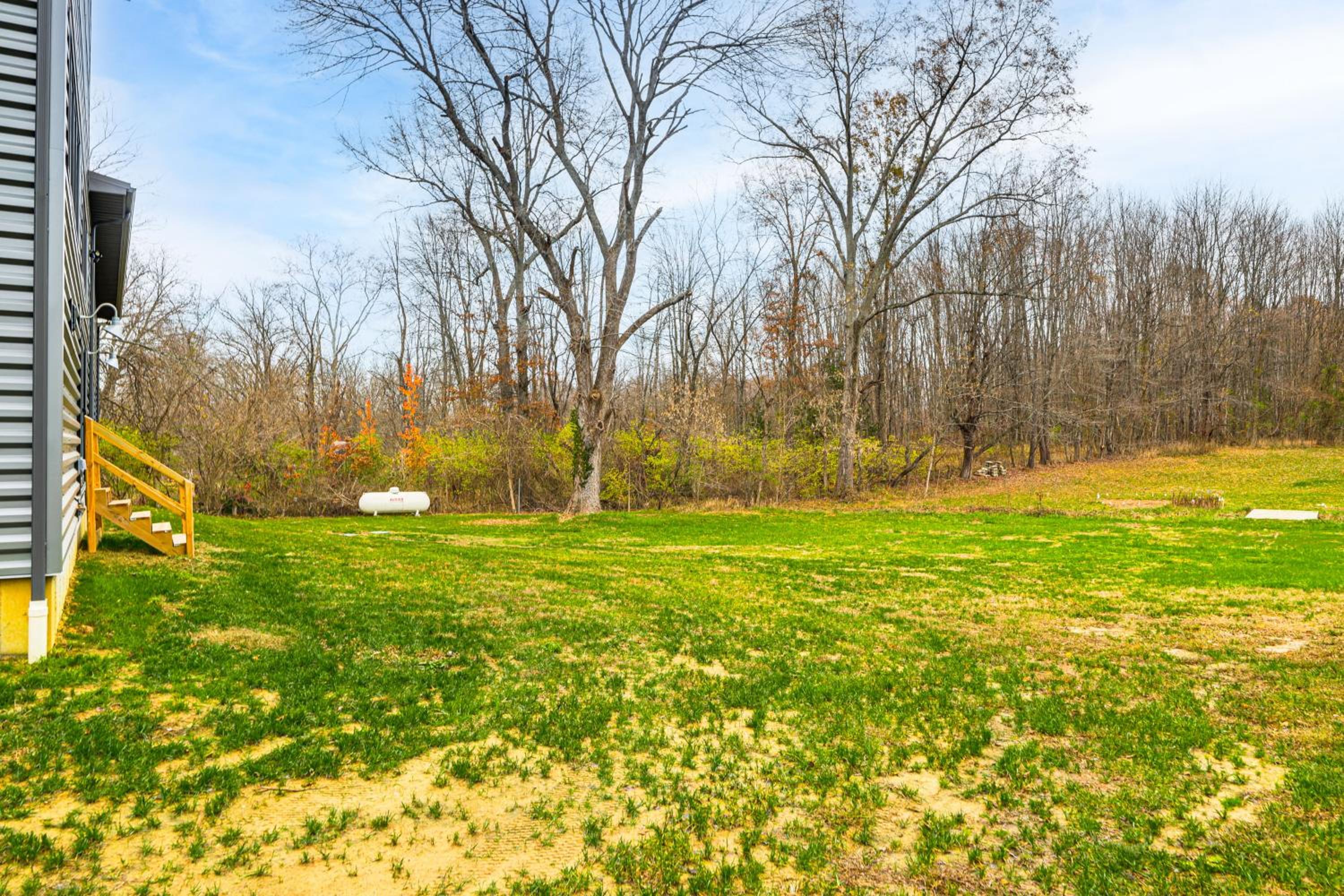 24 Mi to Cincinnati Newly Built Bethel Home!