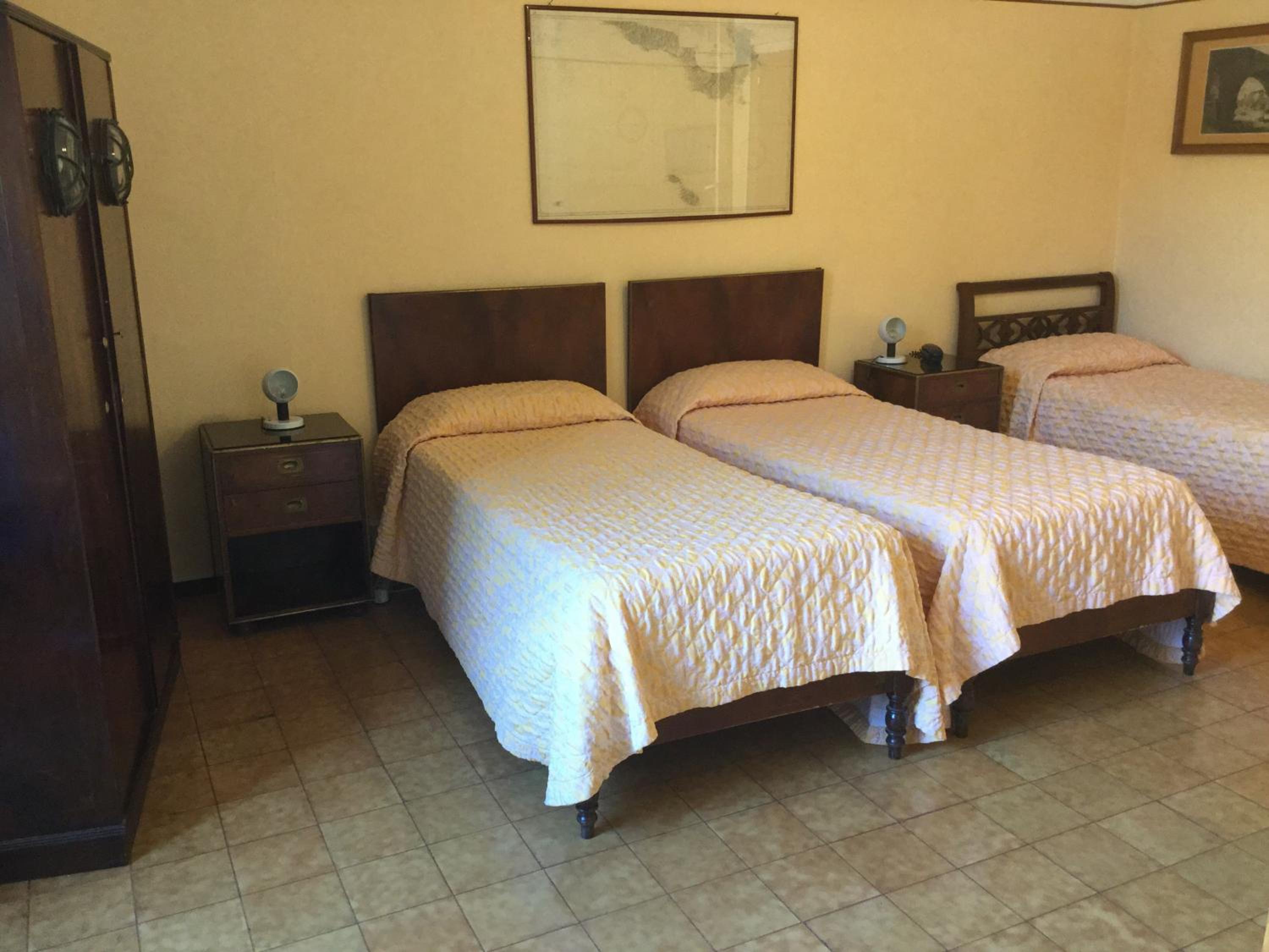 Hotel Touring - Image 3