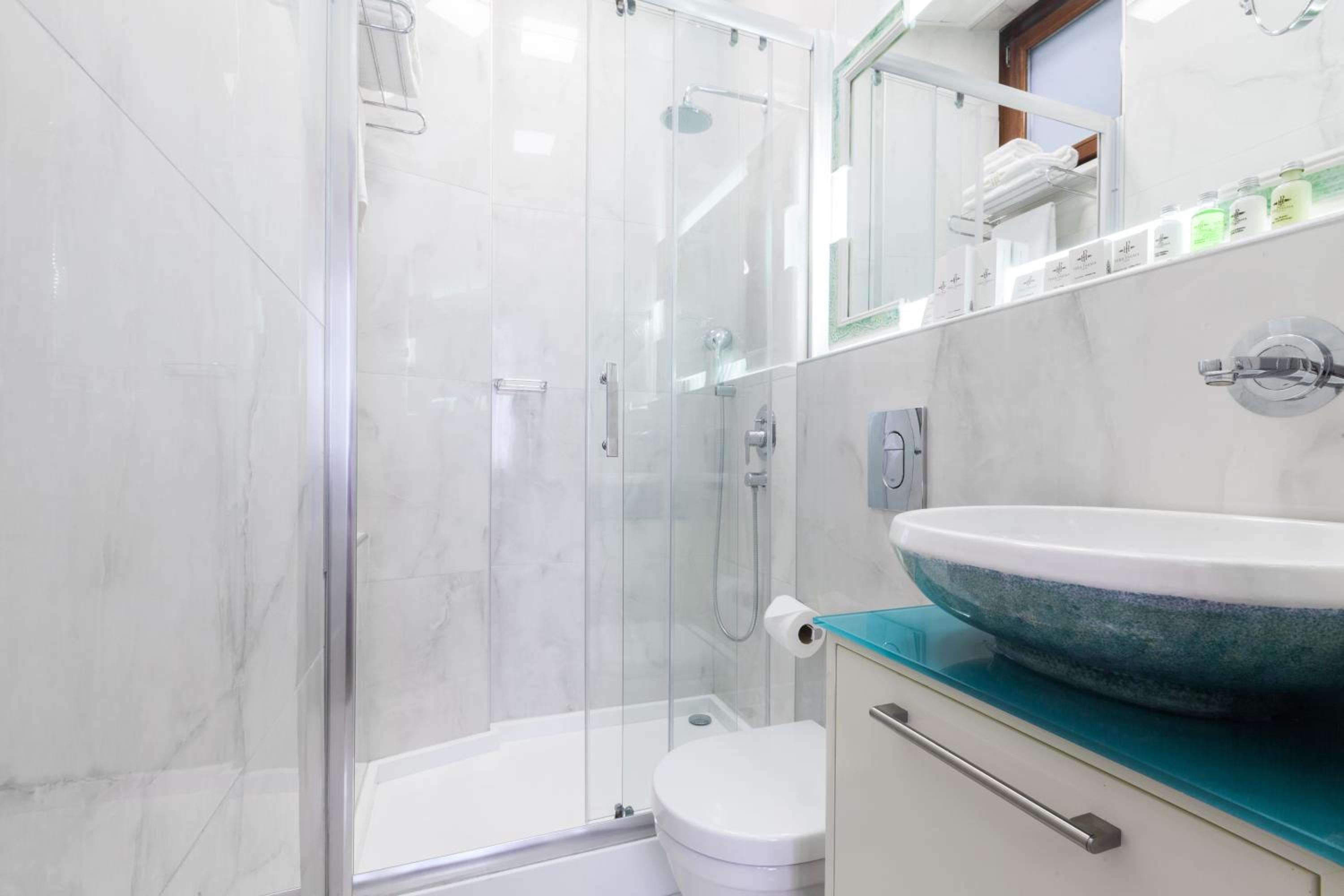 Hotel Pera Parma - Image 36