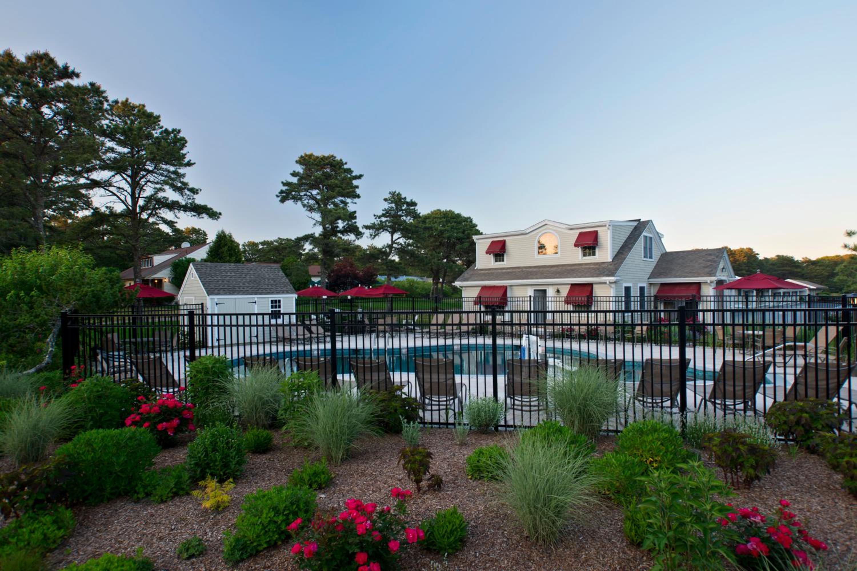 Wellfleet Motel & Lodge