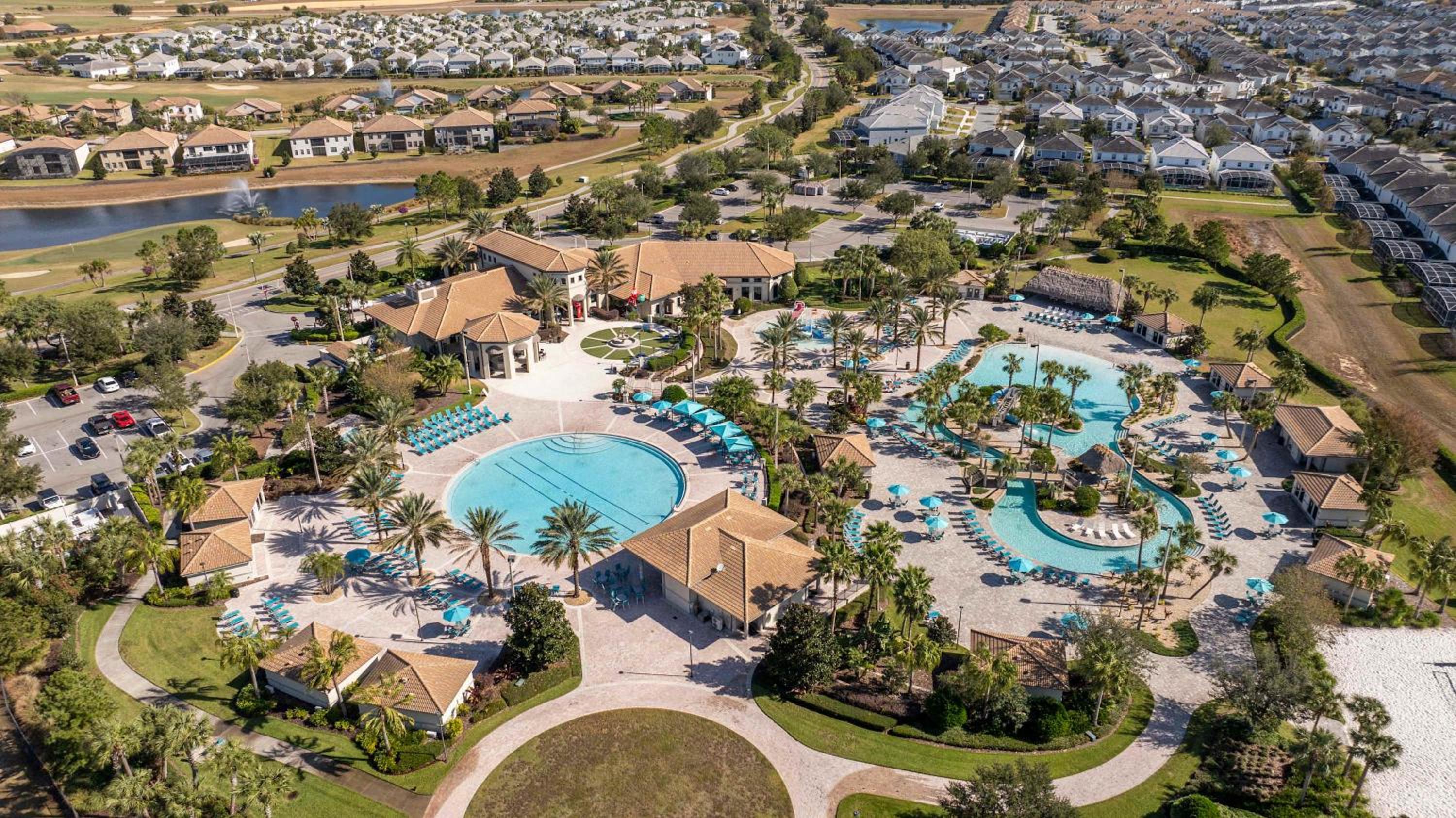 Luxurious 4Bd Villa Private Pool & Spa at Champions Gate Resort 9021