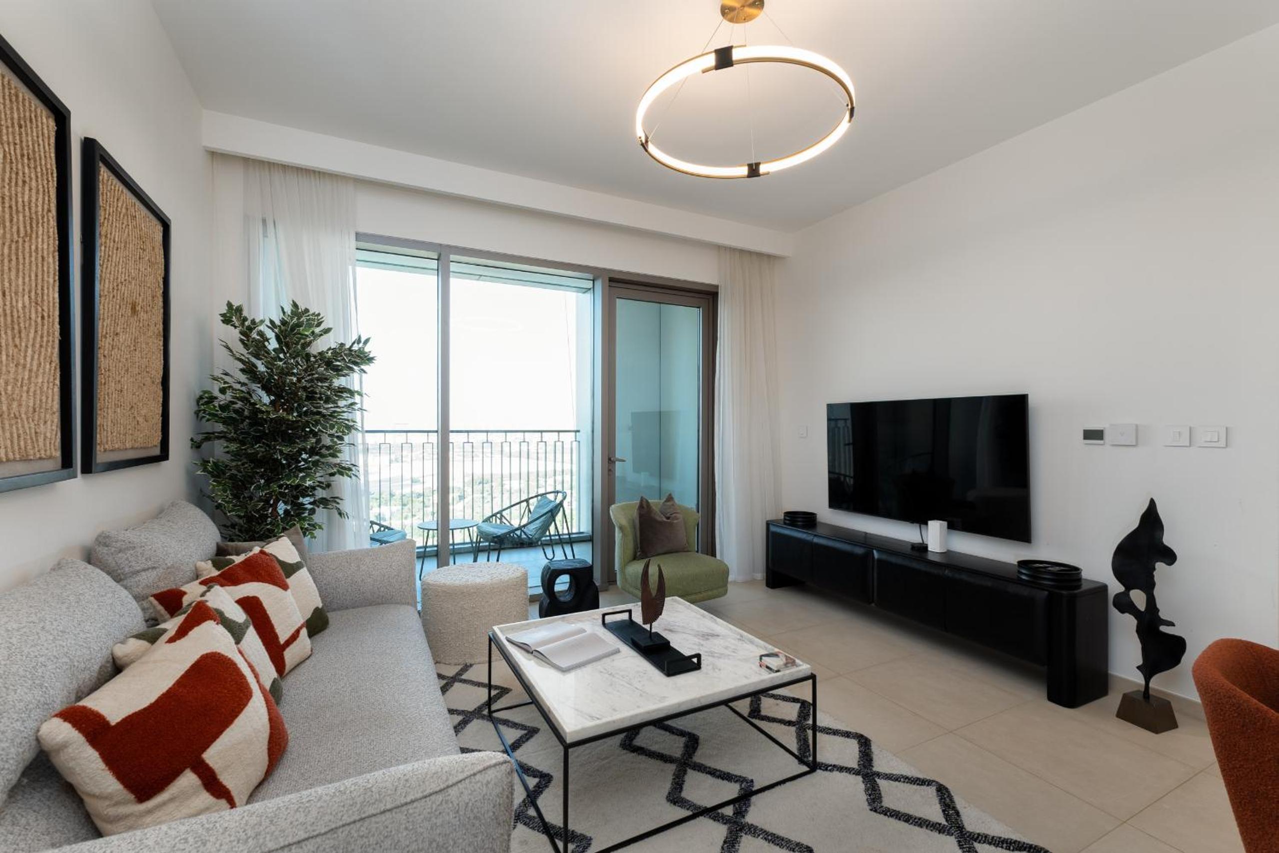 Downtown Views II City View, Downtown Dubai - Mint Stay