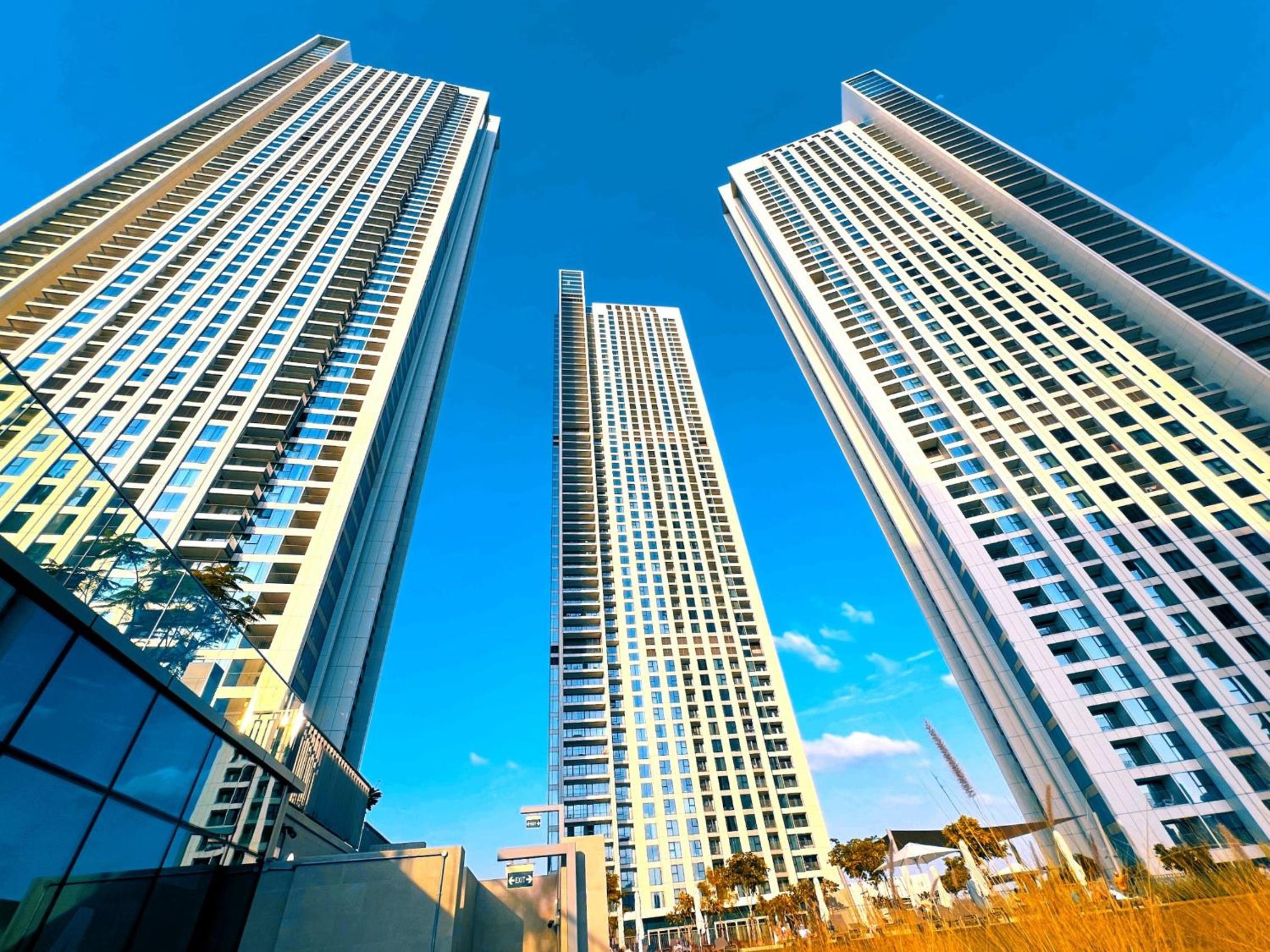 Downtown Views II City View, Downtown Dubai - Mint Stay
