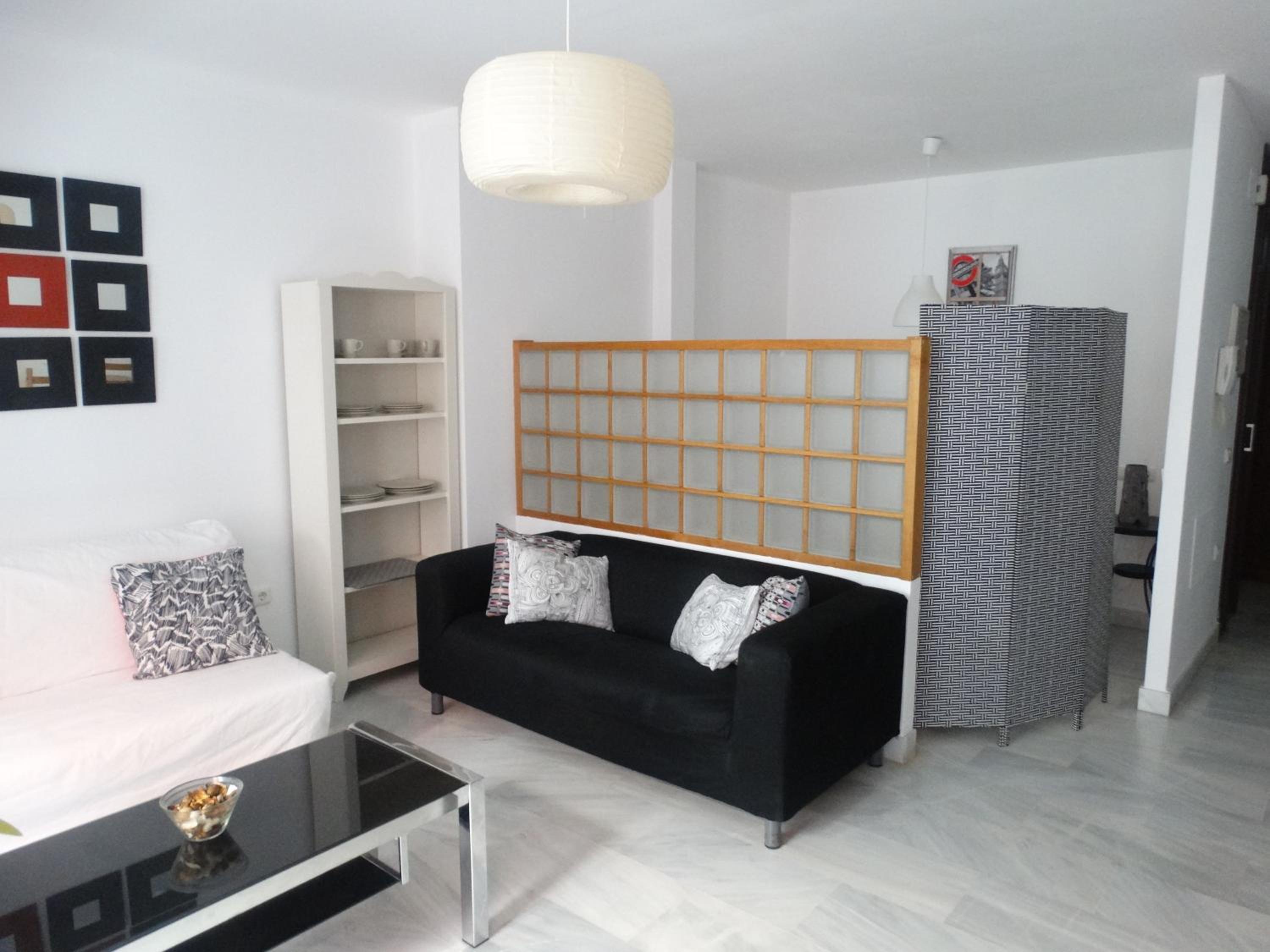Málaga Apartamentos - Jinetes, 13