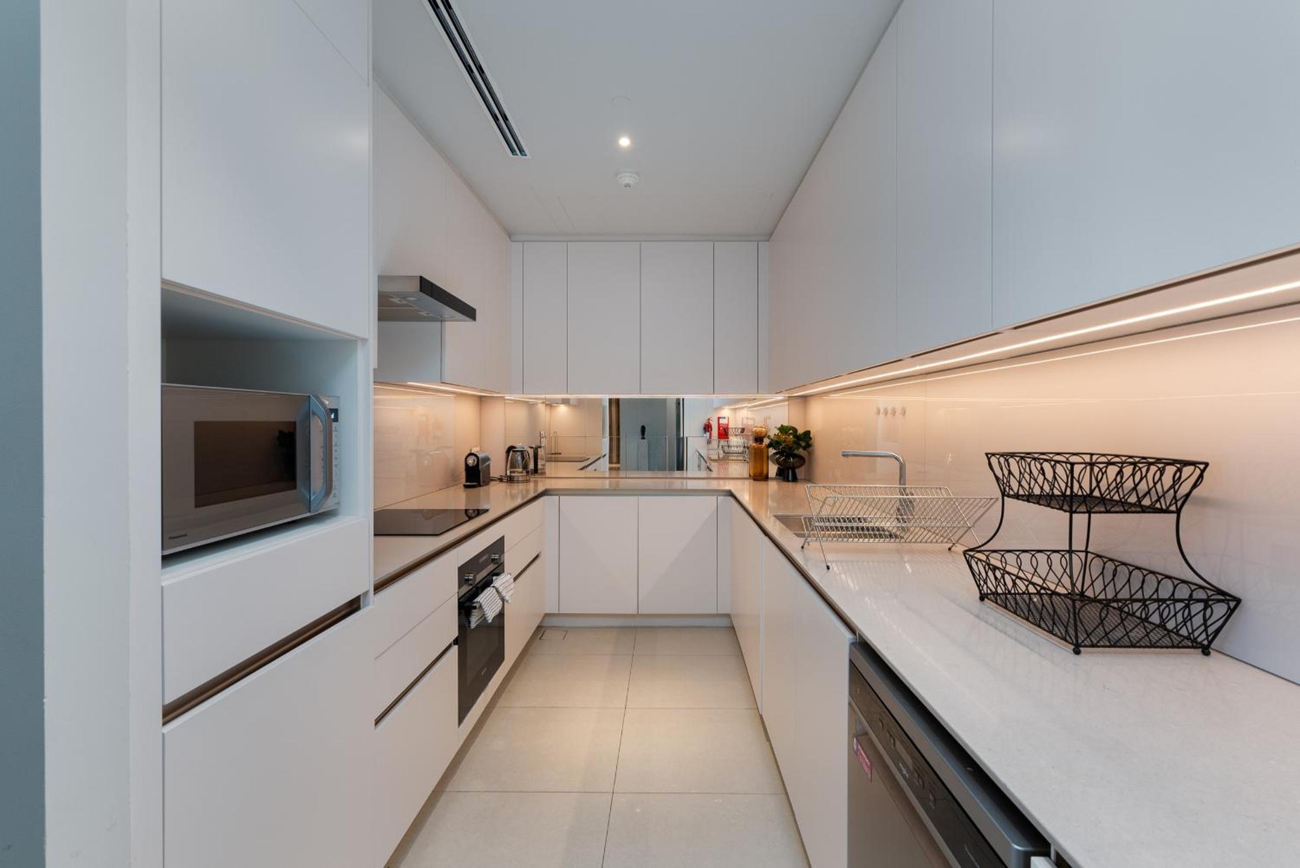 Address JBR Sea View, Jumeirah Beach Residence, Dubai Marina - Mint Stay