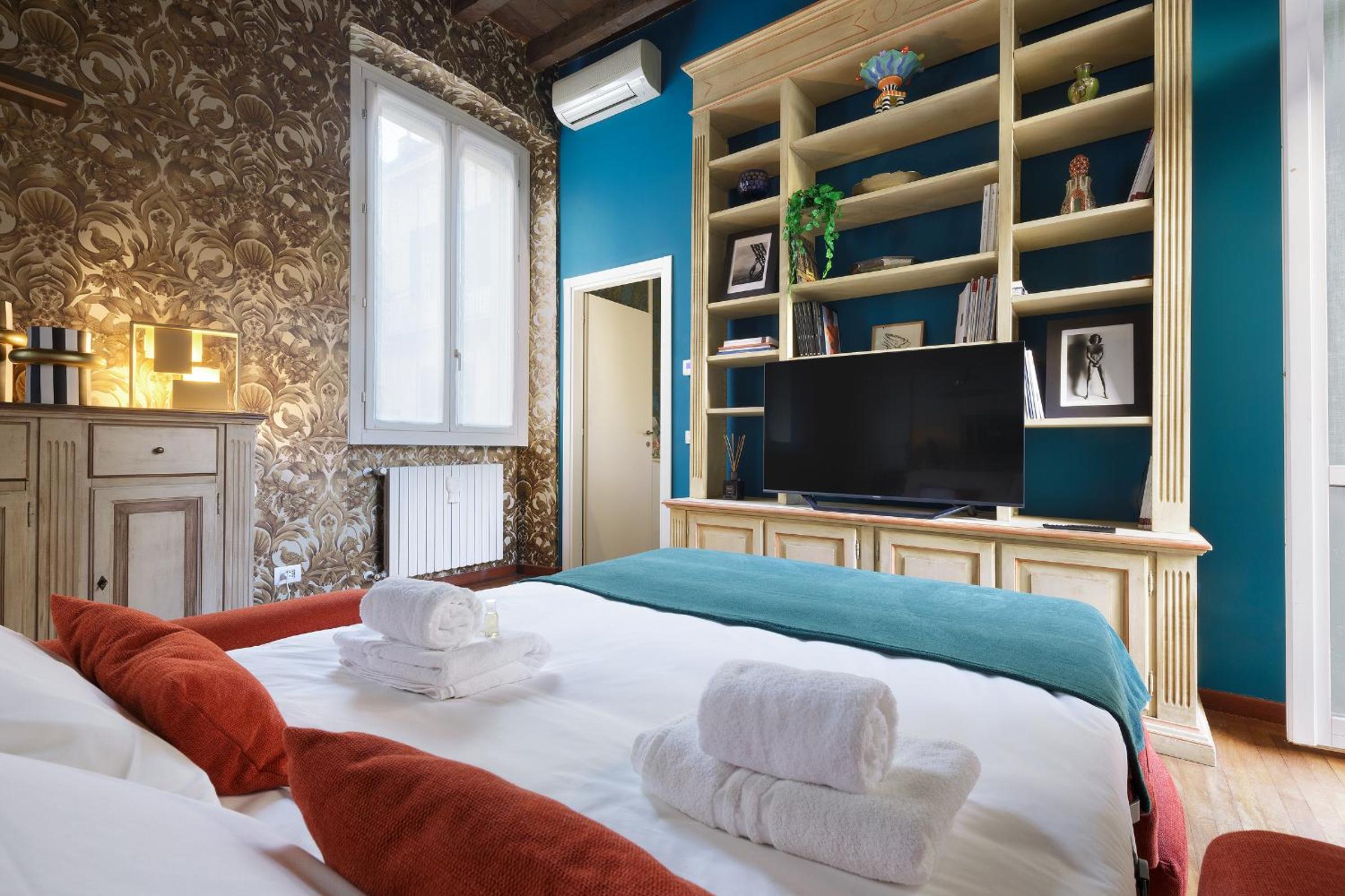 HL Elegant Apartment in Milan, Brera, Porta Venezia