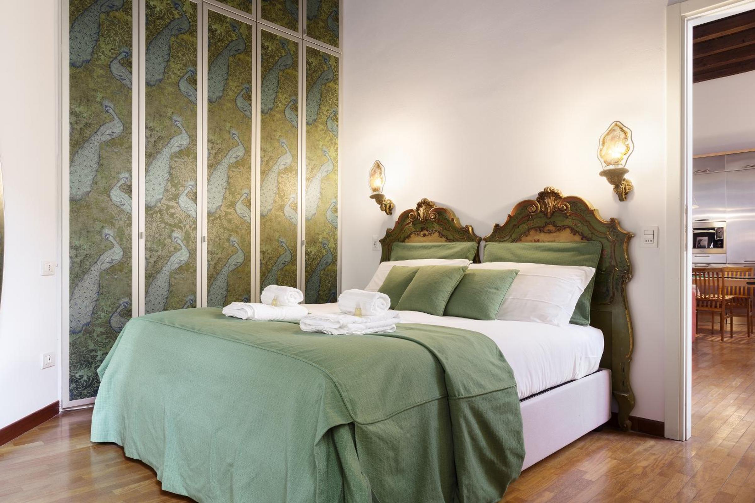 HL Elegant Apartment in Milan, Brera, Porta Venezia