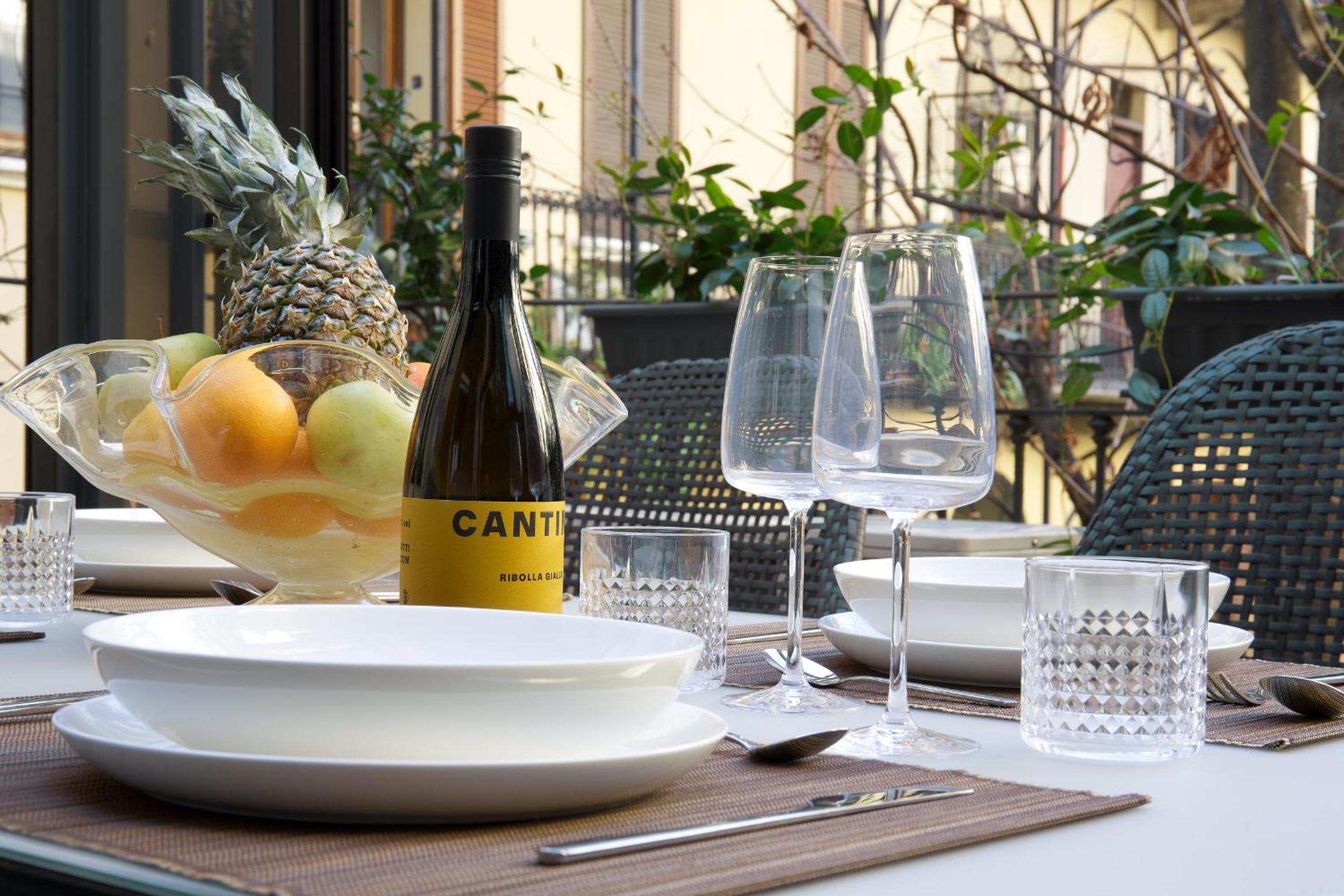 HL Elegant Apartment in Milan, Brera, Porta Venezia