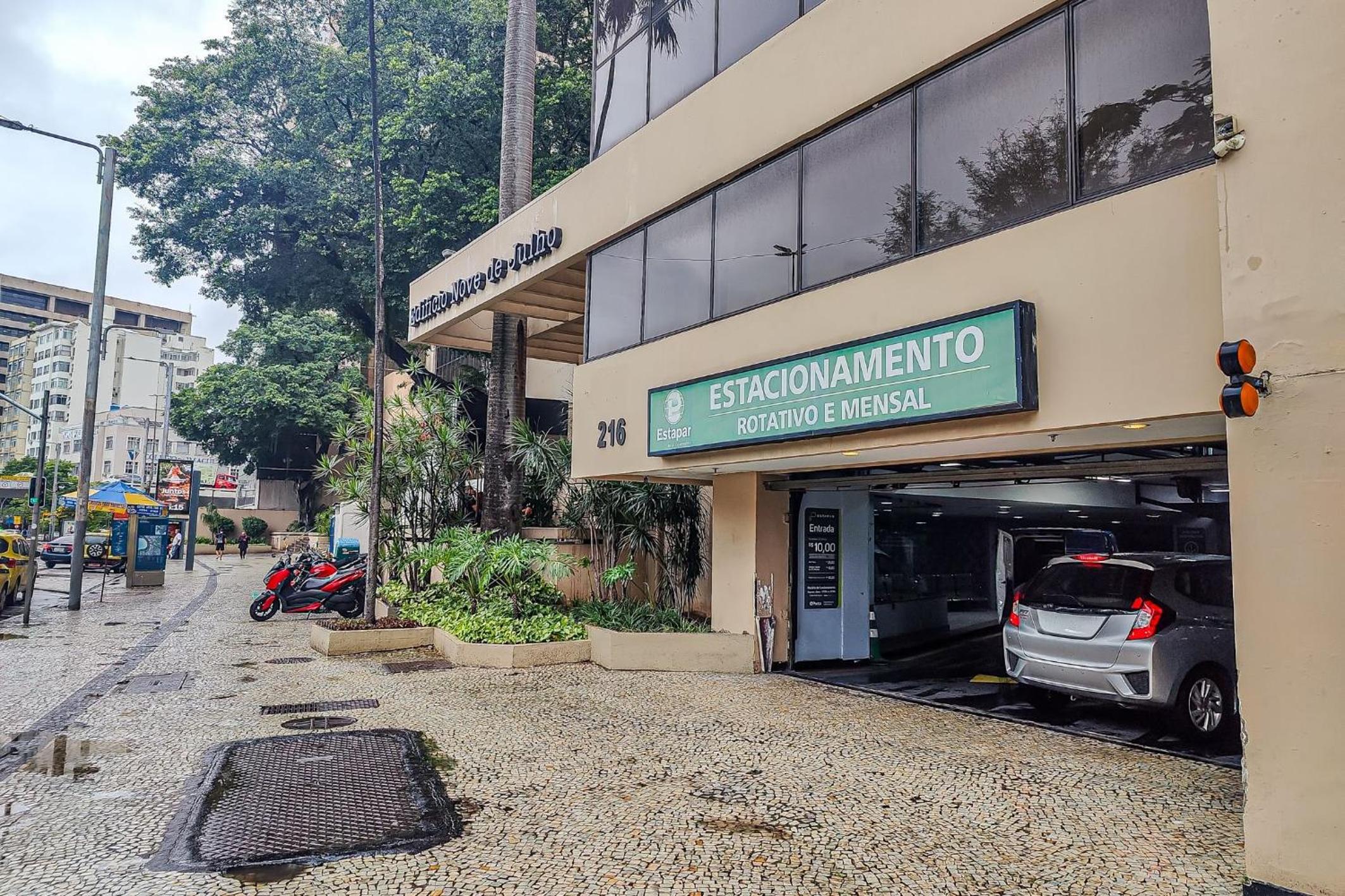 Botafogo: Sugarloaf and Comfort | 4 Guests
