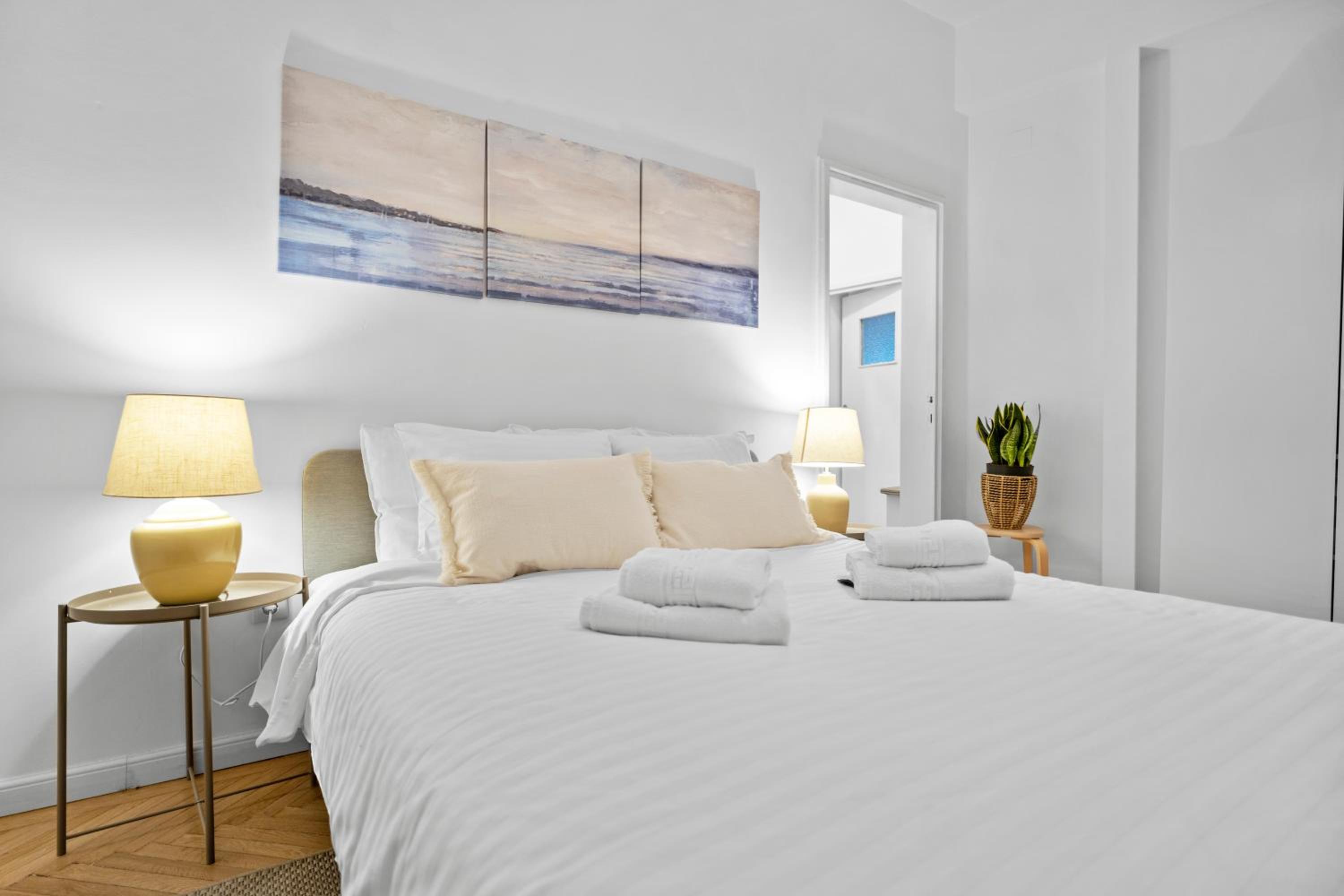 Victory Avenue Gem - Modern & Elegant Apartment
