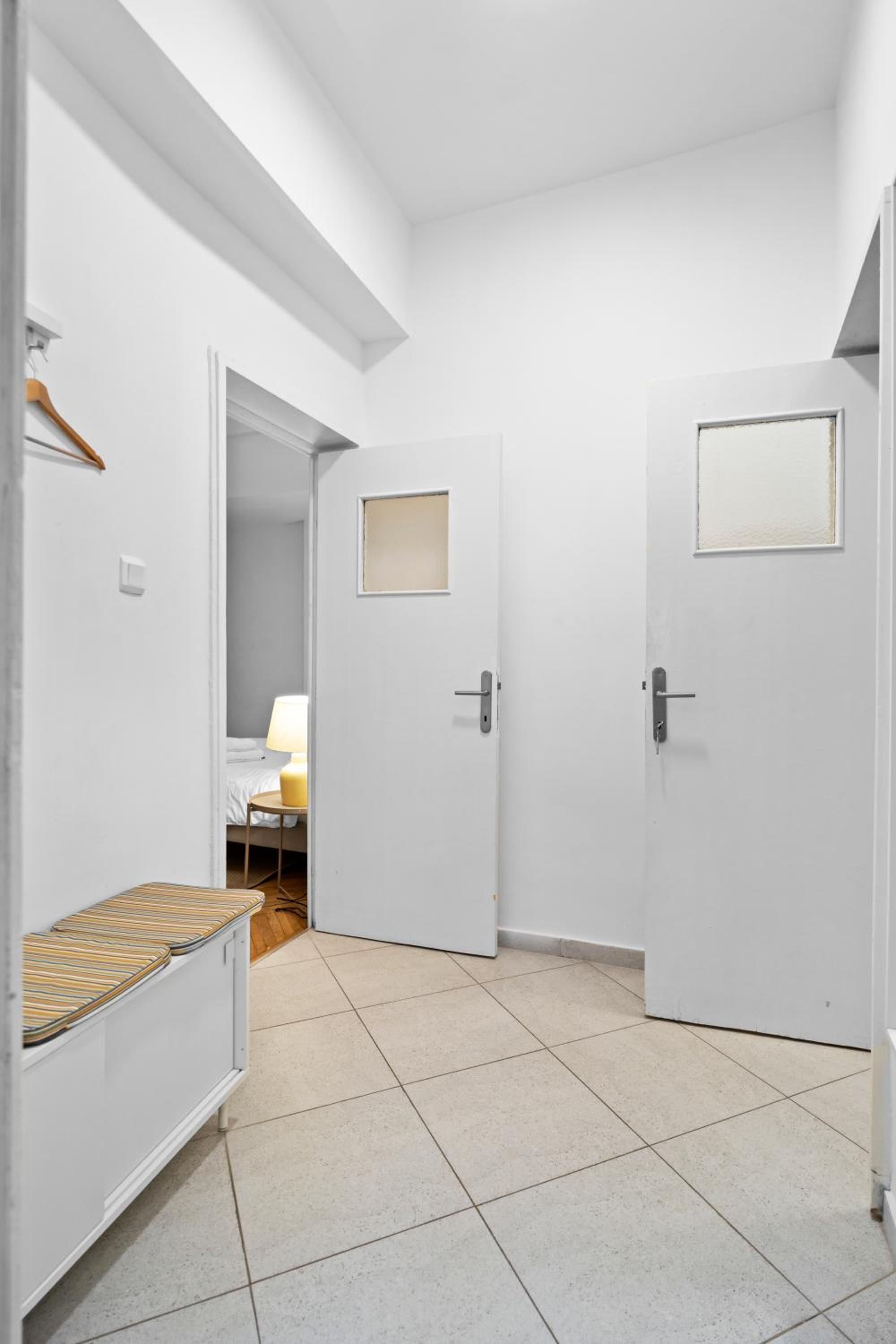 Victory Avenue Gem - Modern & Elegant Apartment
