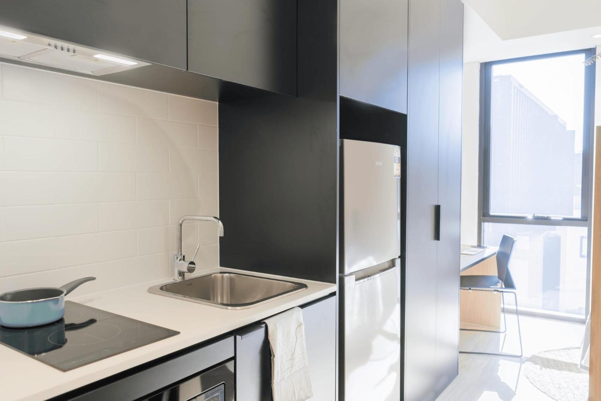 Student Exclusive Studio Apartment Near the Beach, City & UNSW