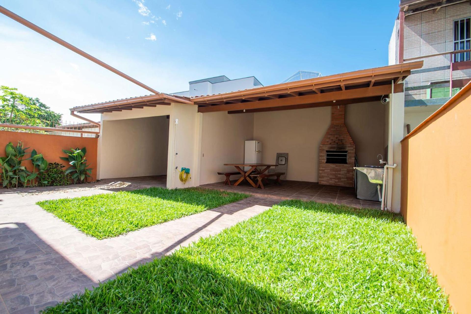 Casa Charmosa Próx. à Praia dos Ingleses UF7573