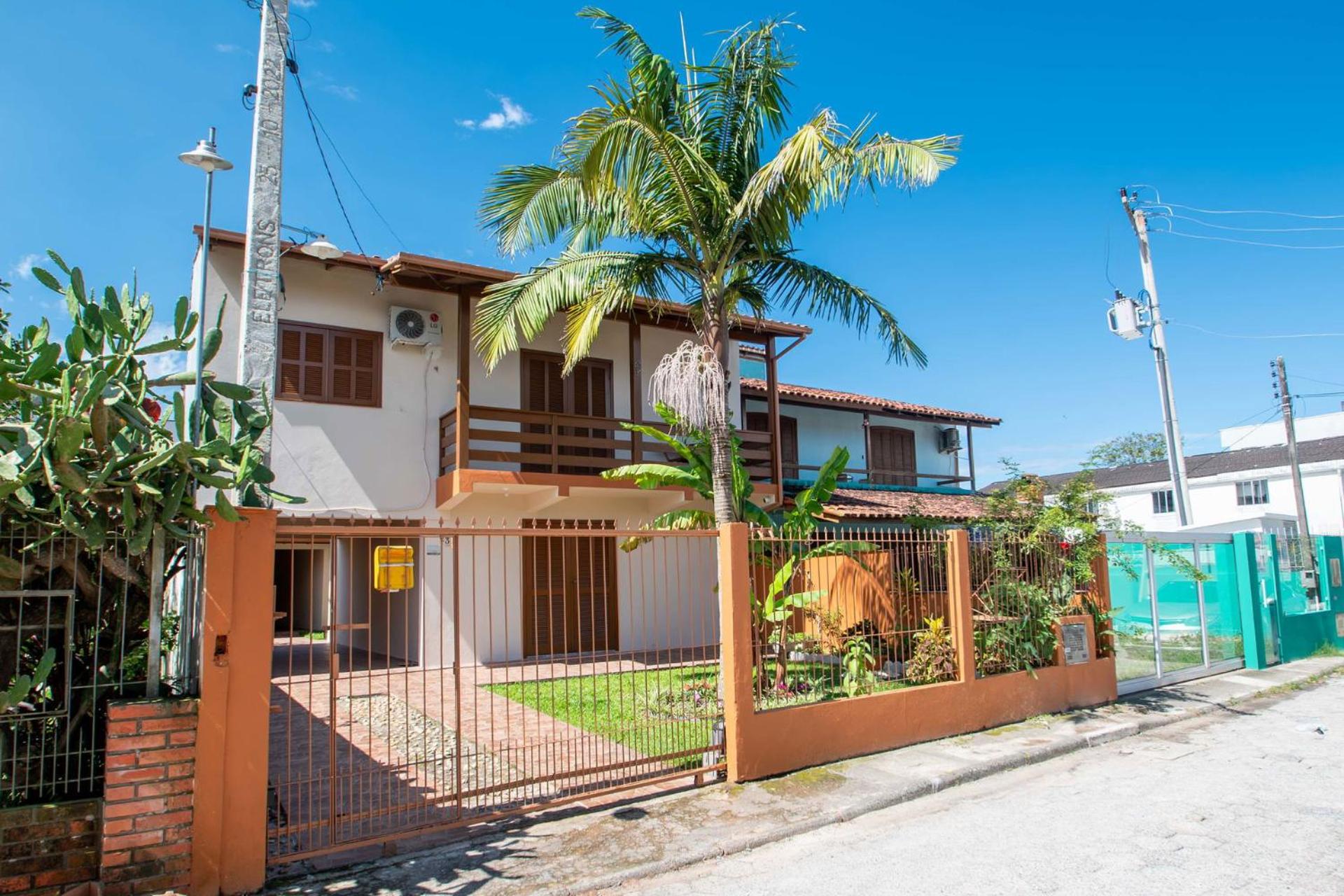 Casa Charmosa Próx. à Praia dos Ingleses UF7573