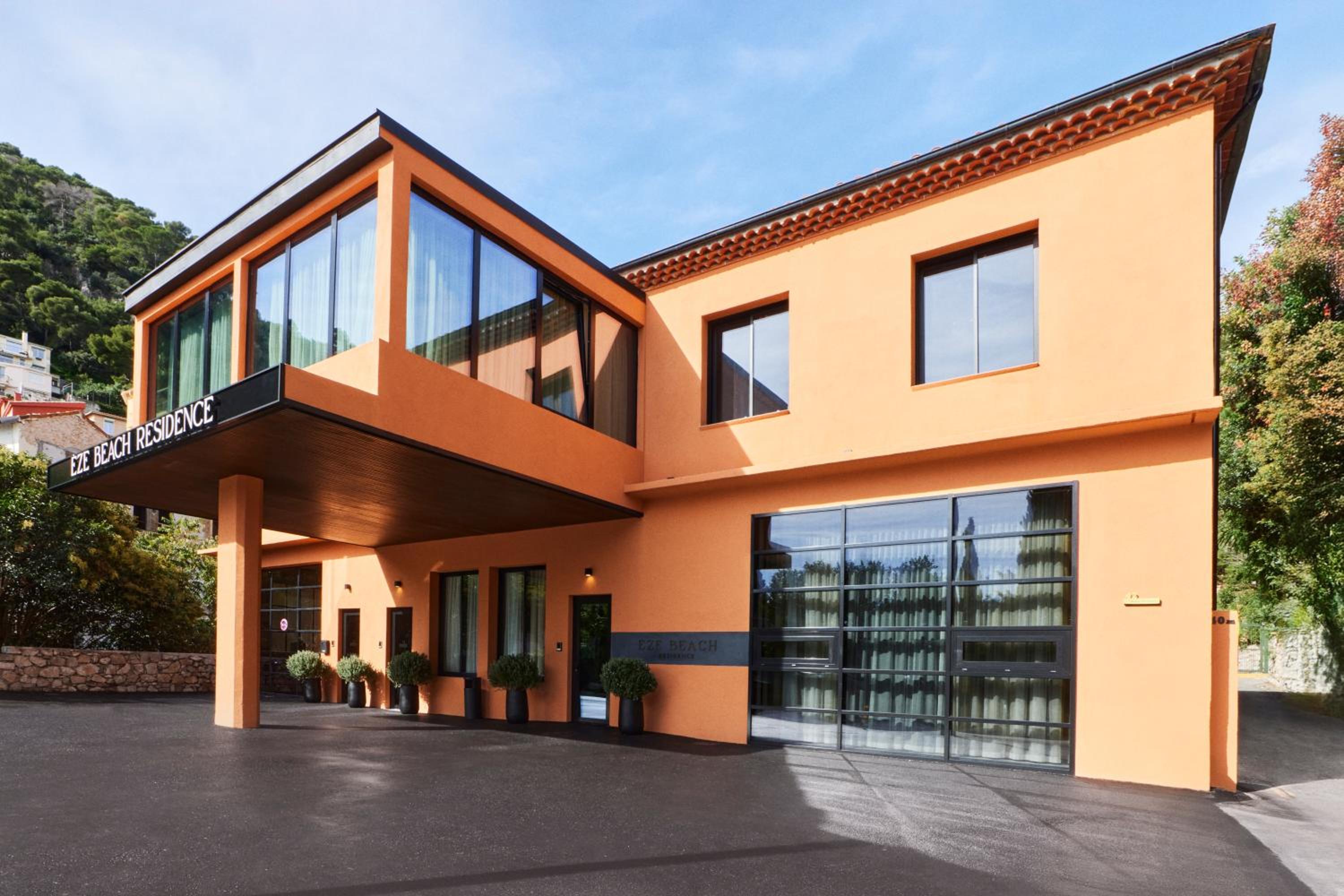EZE BEACH Residence