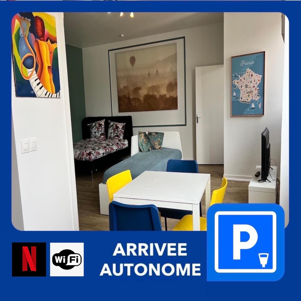 011 CHIC & COSY STUDIO 40m2 HYPERCENTRE WIFI SMART TV NETFLIX