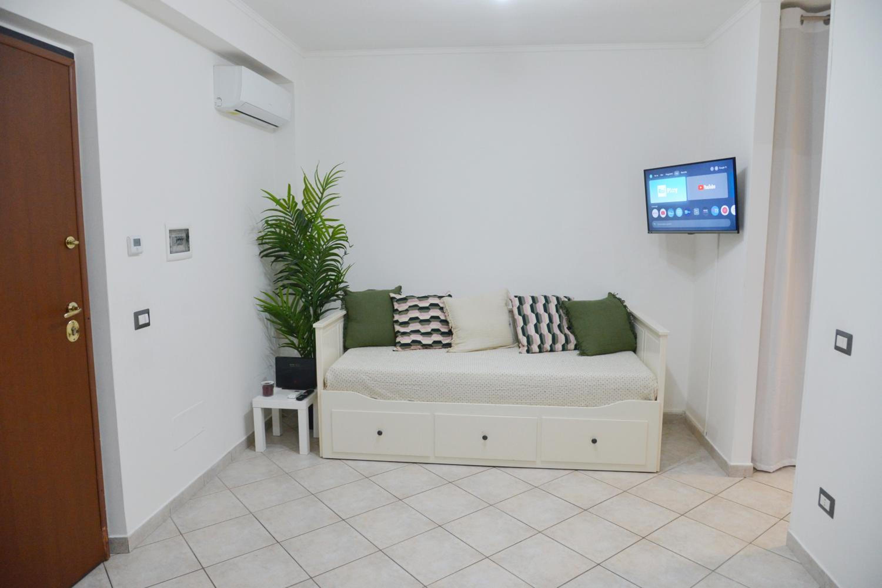 Elis Home 6' FCO Airport, 5' Beach, 3' Rome