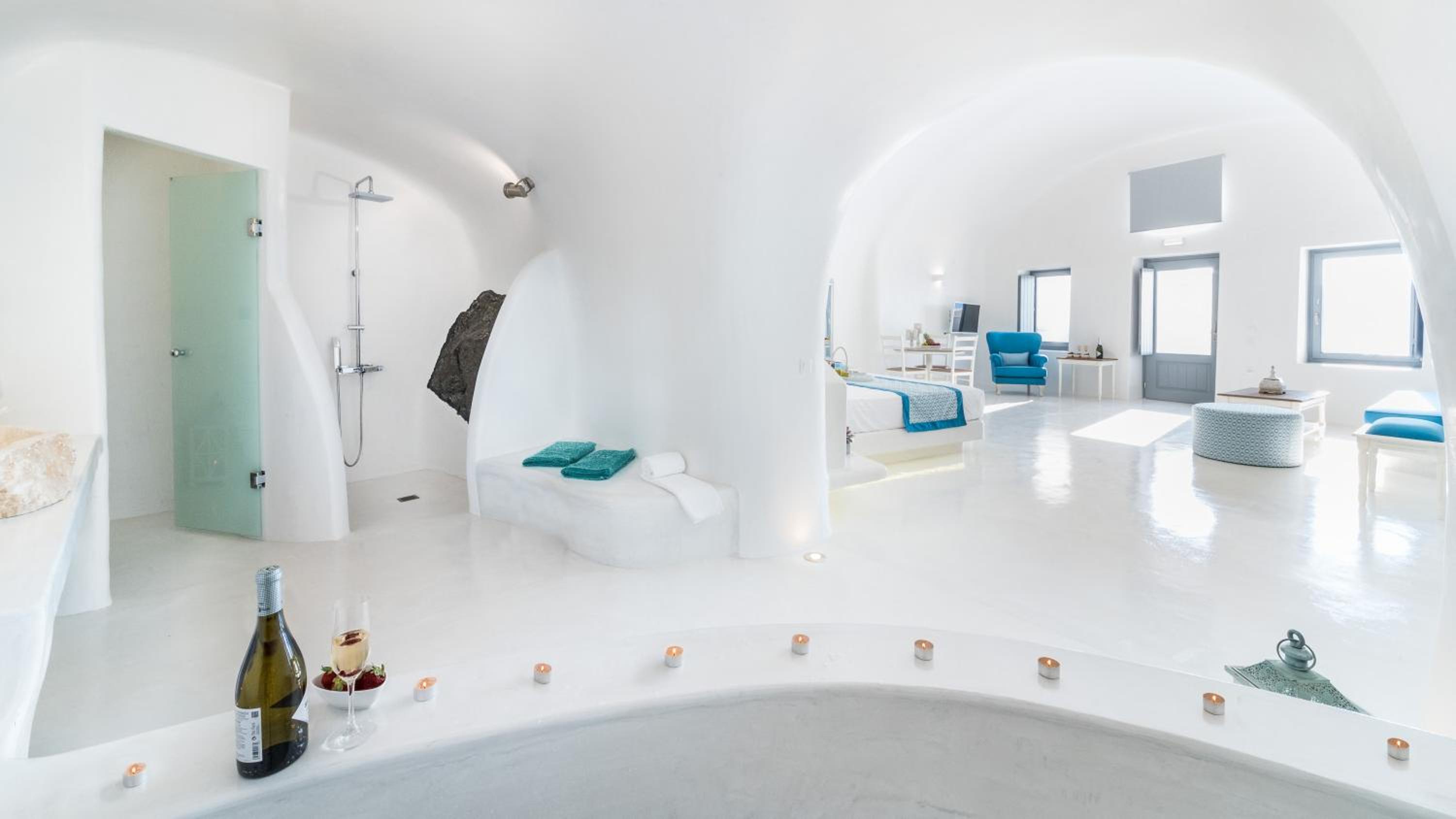 Oia Vacations - Maregio Suites - Property Image 105