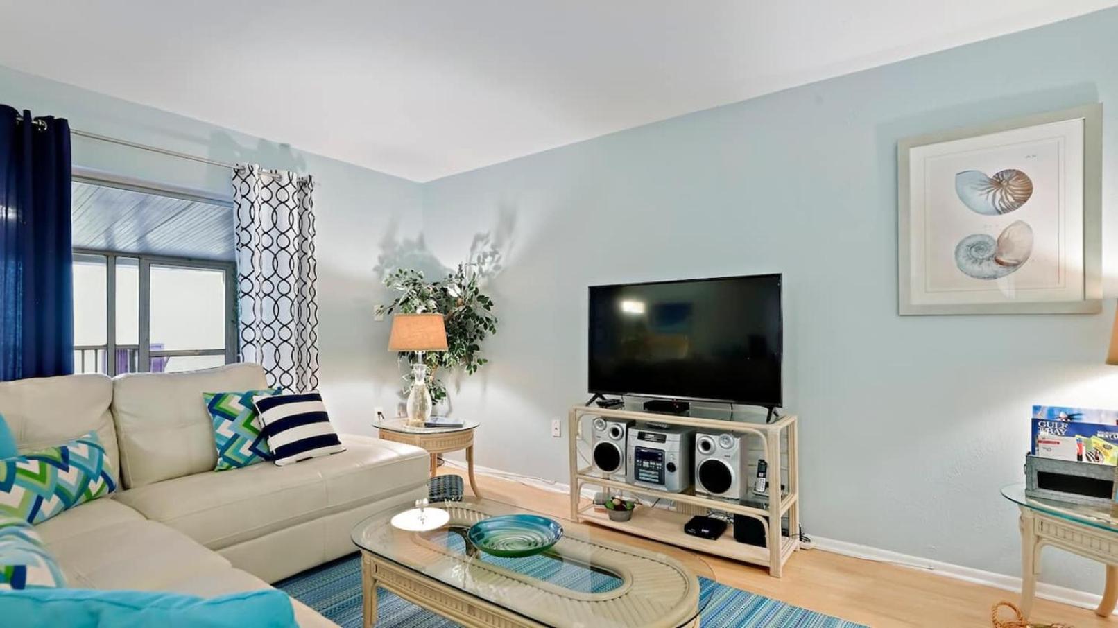 Waterfront Resort Condo w Beach, photo 60