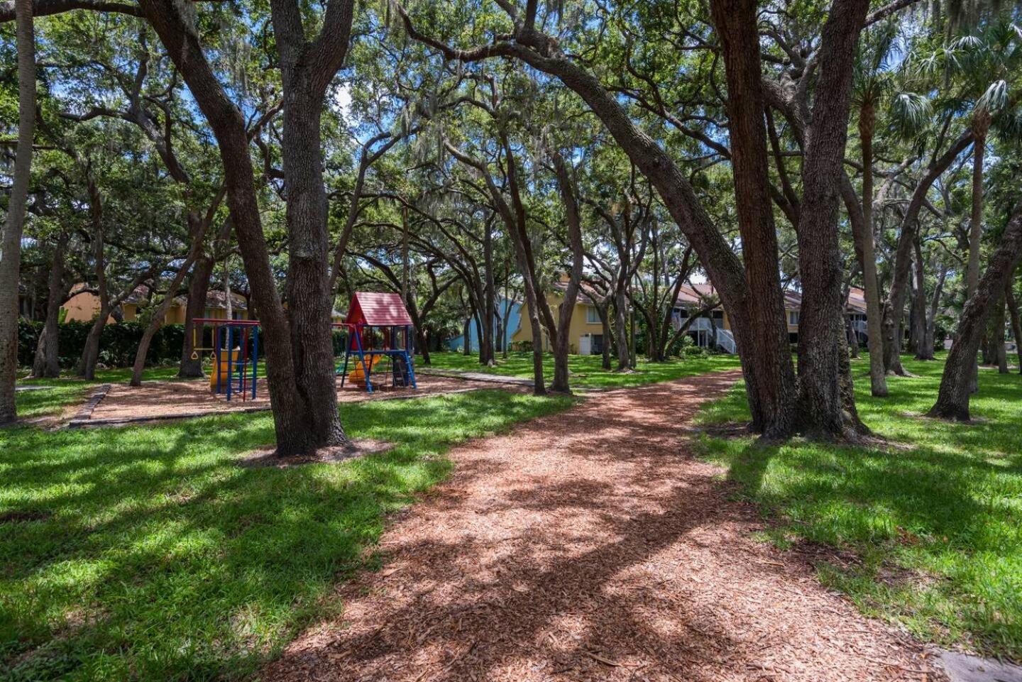Waterfront Resort Condo w Beach, photo 19