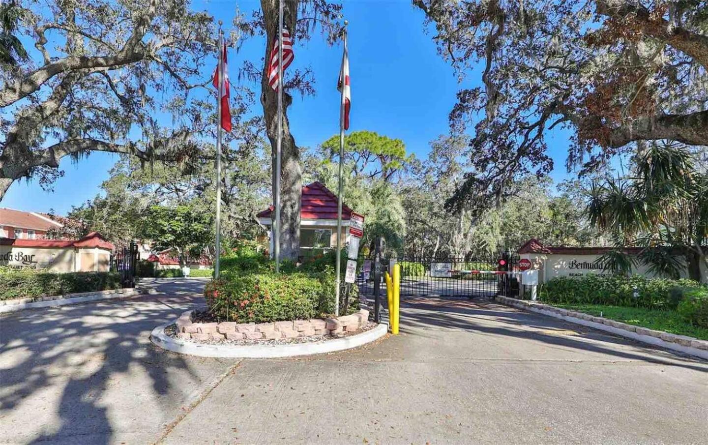 Waterfront Resort Condo w Beach, photo 20