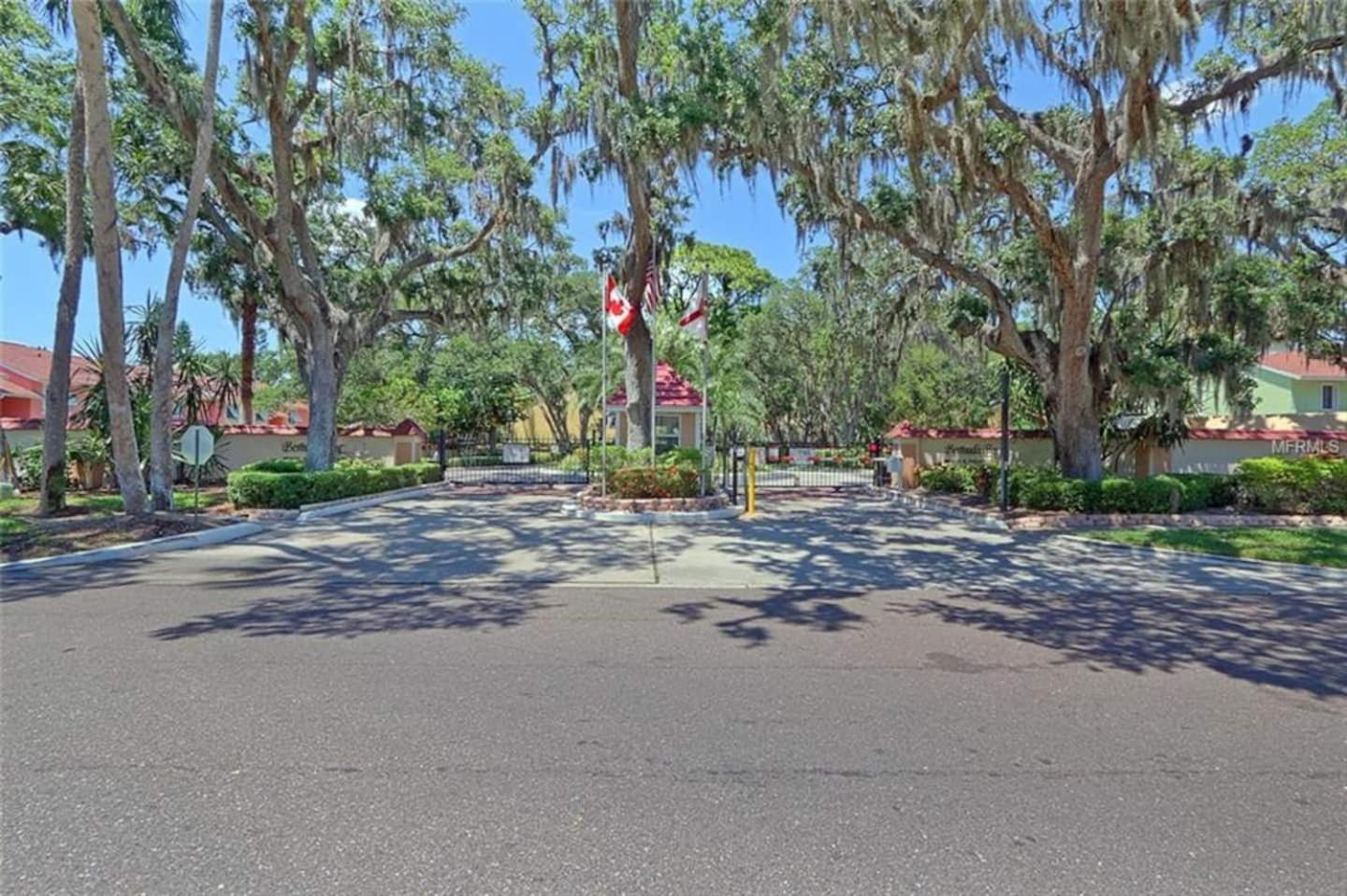 Waterfront Resort Condo w Beach, photo 17