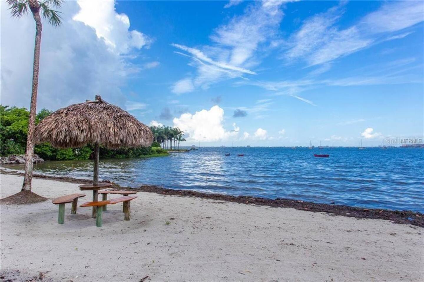 Waterfront Resort Condo w Beach, photo 24