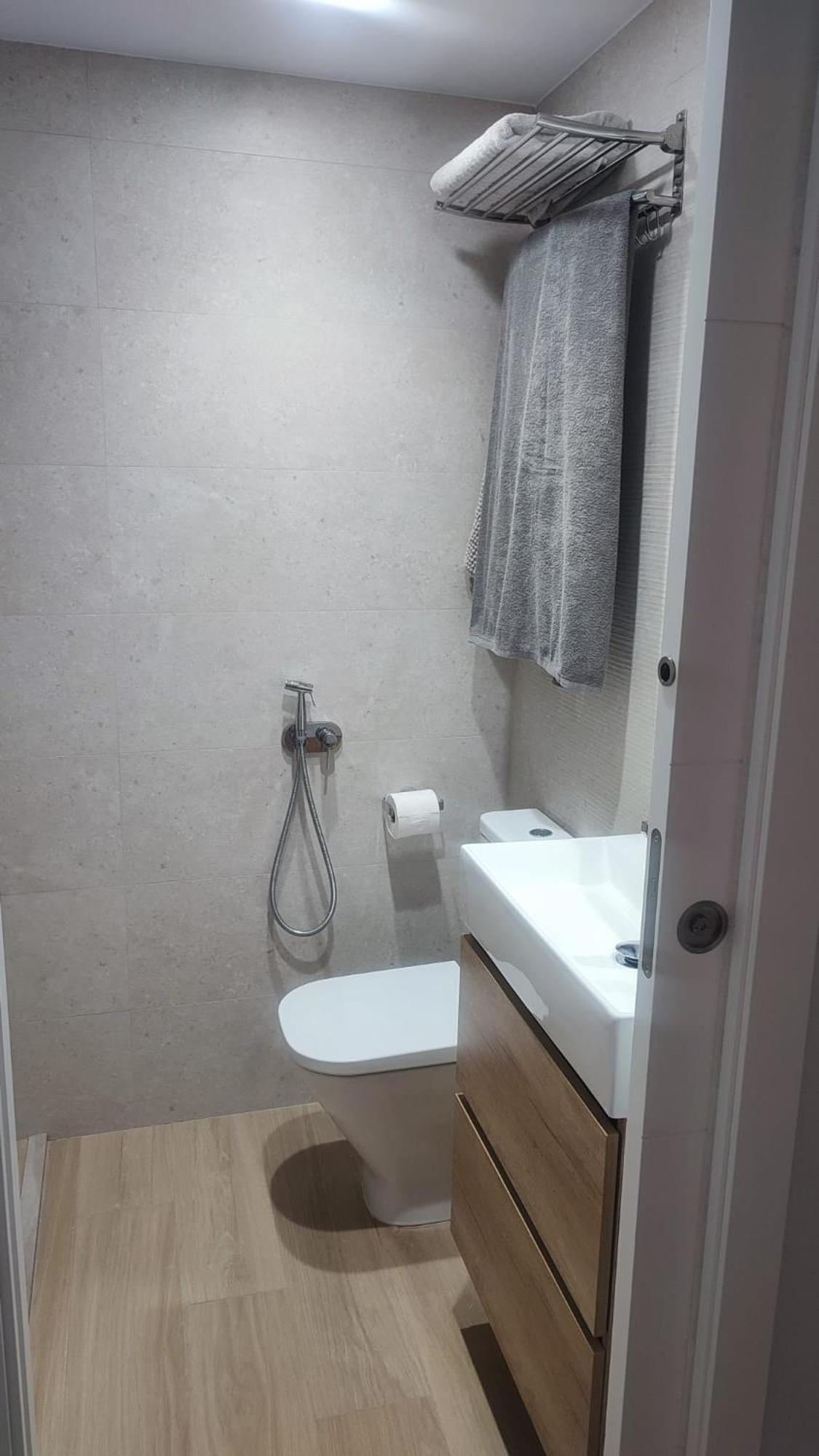 IDEAL FAMILIAS - Apartamento de 3 habitaciones completamente renovado