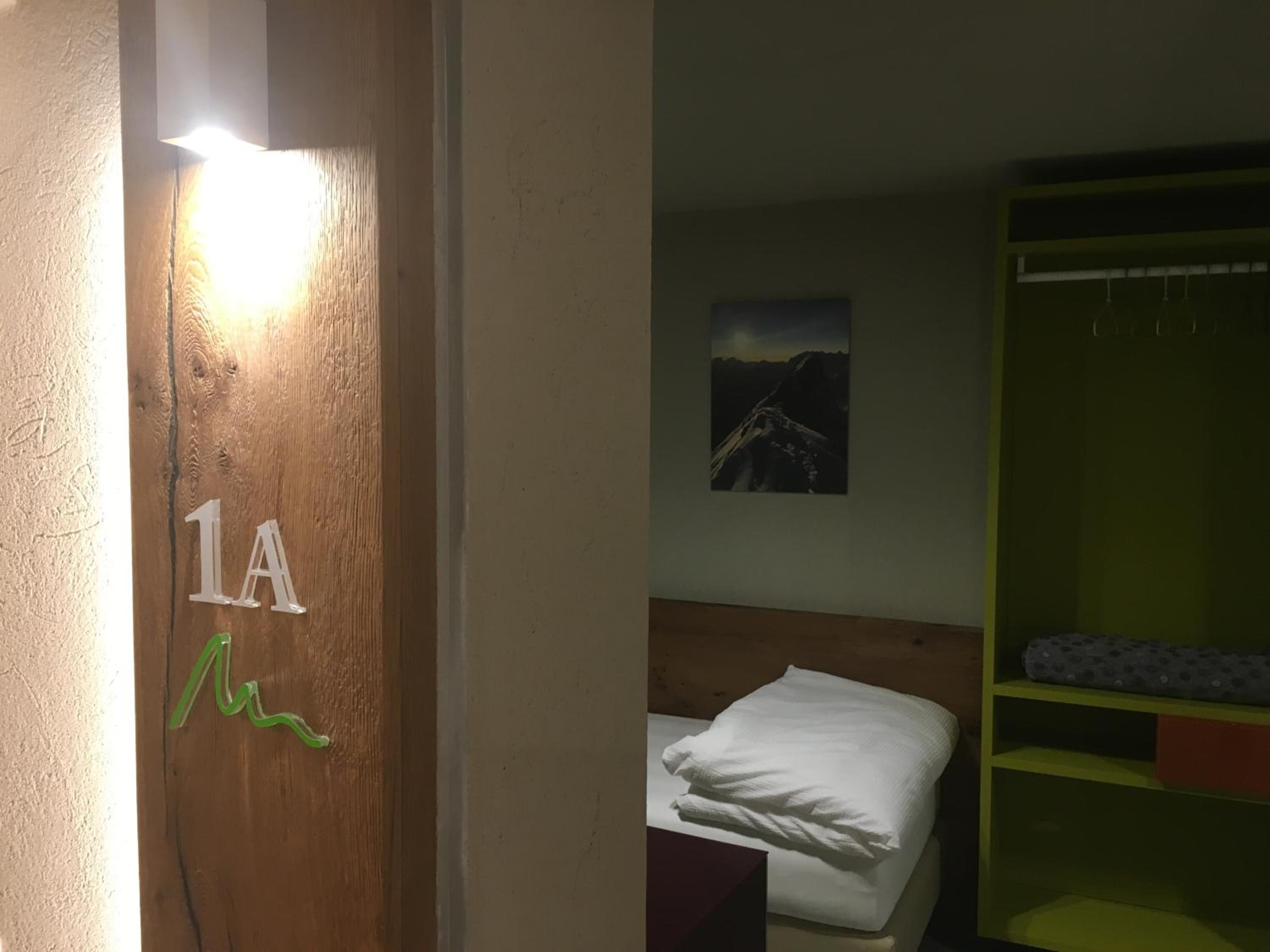 Photo 16