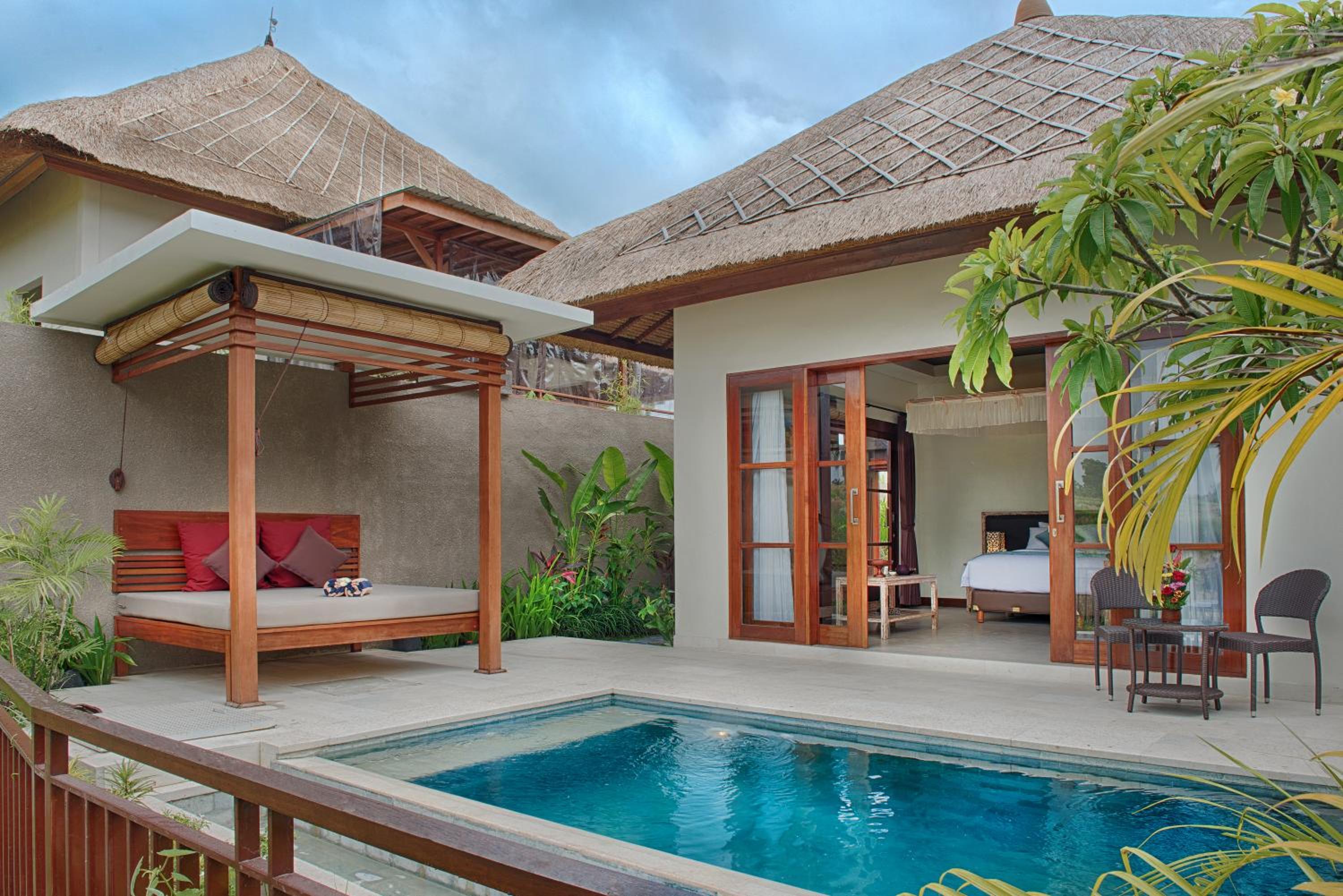 Anusara Luxury Villas