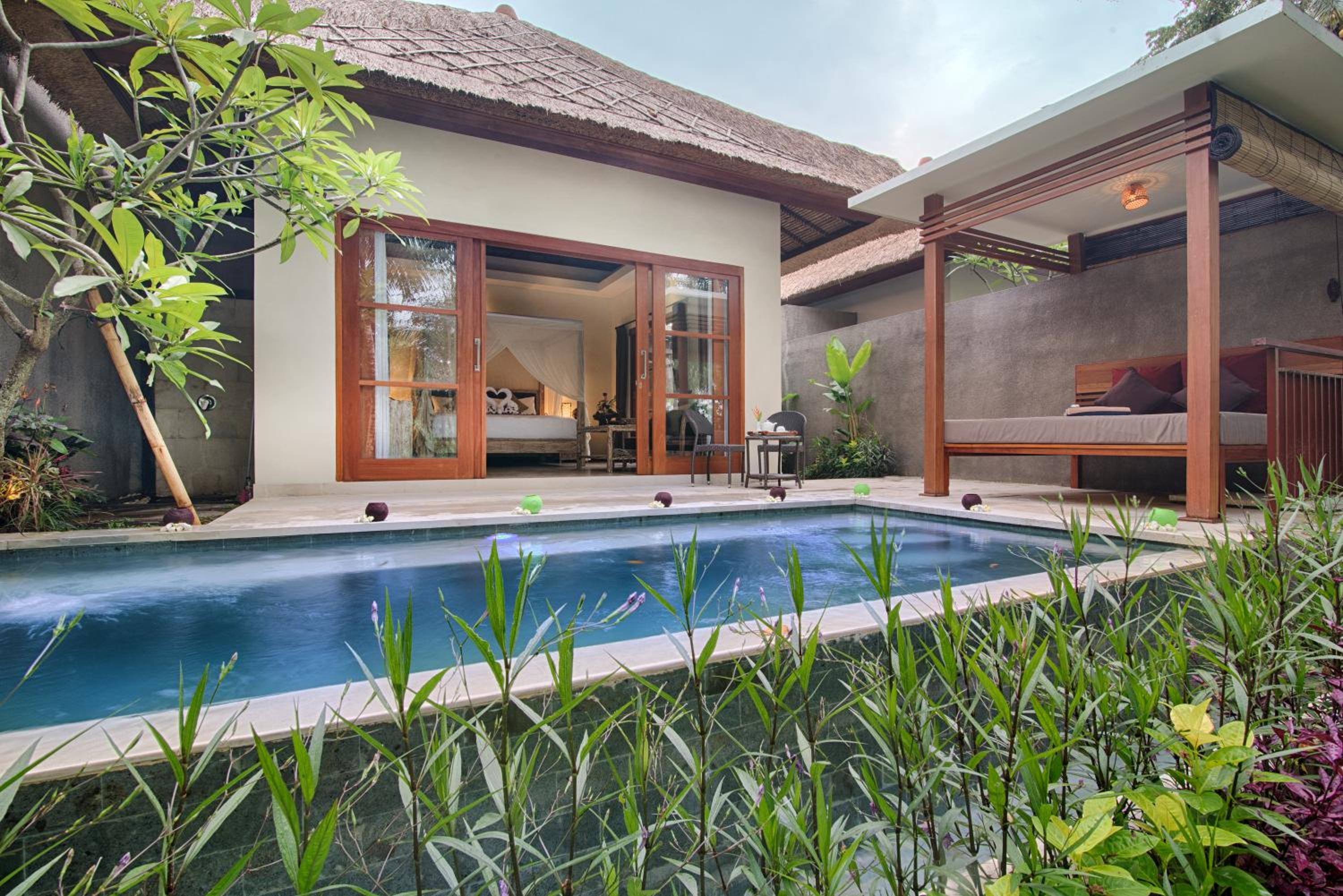 Anusara Luxury Villas