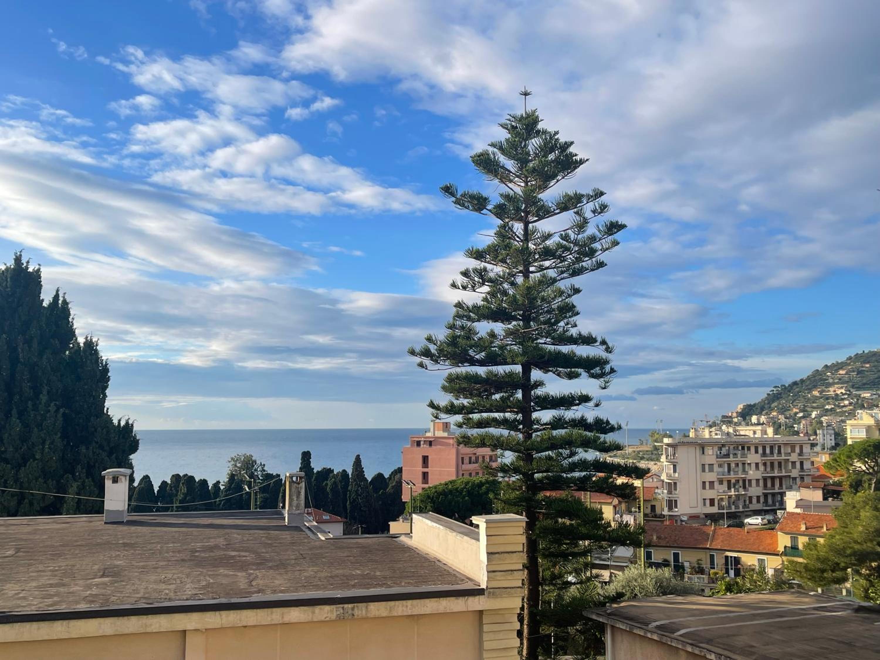 Sanremo vacanze zen vue mer 5 mn plage, 3 mn tennis club,Wifi
