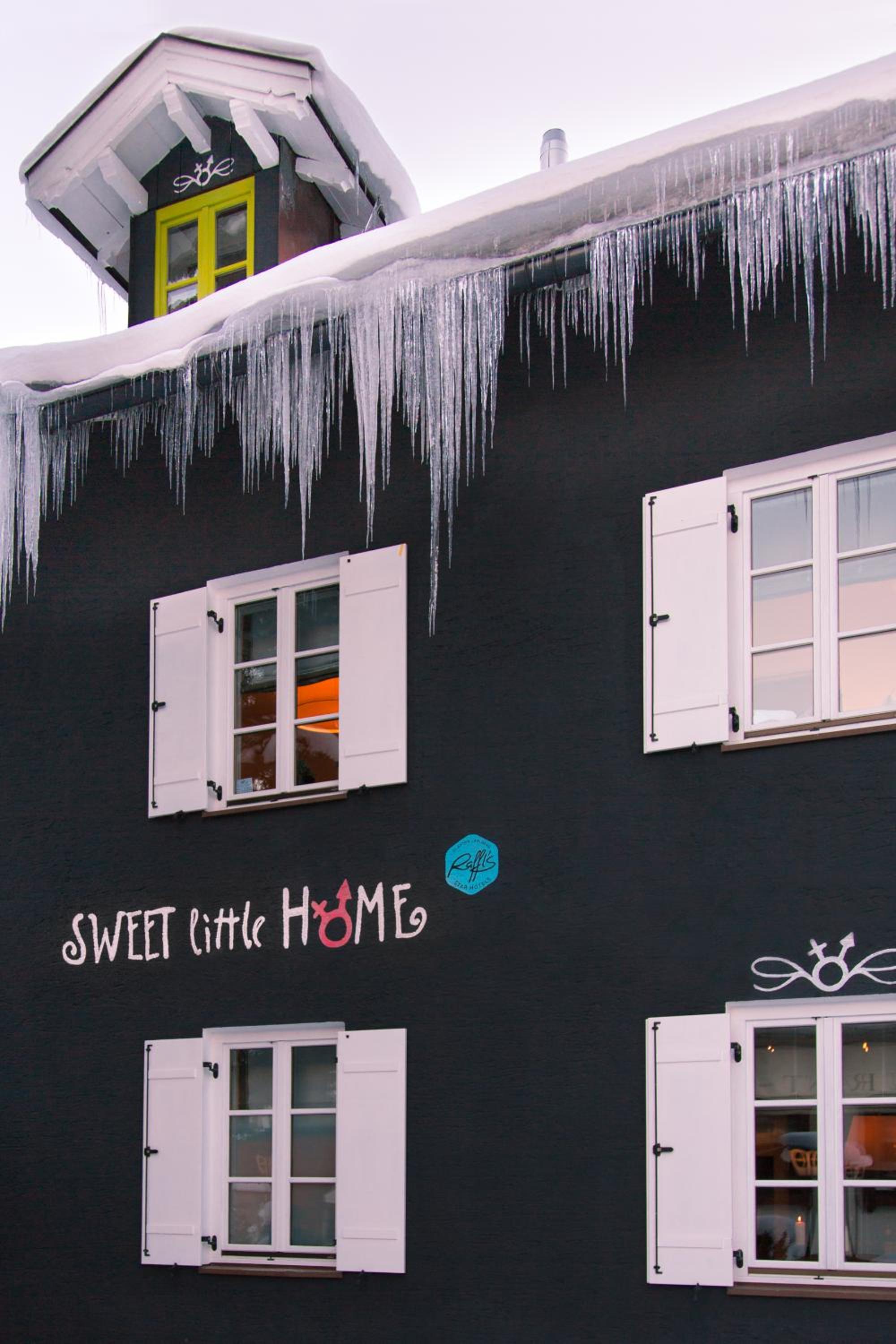 Raffl's Sweet Little Home