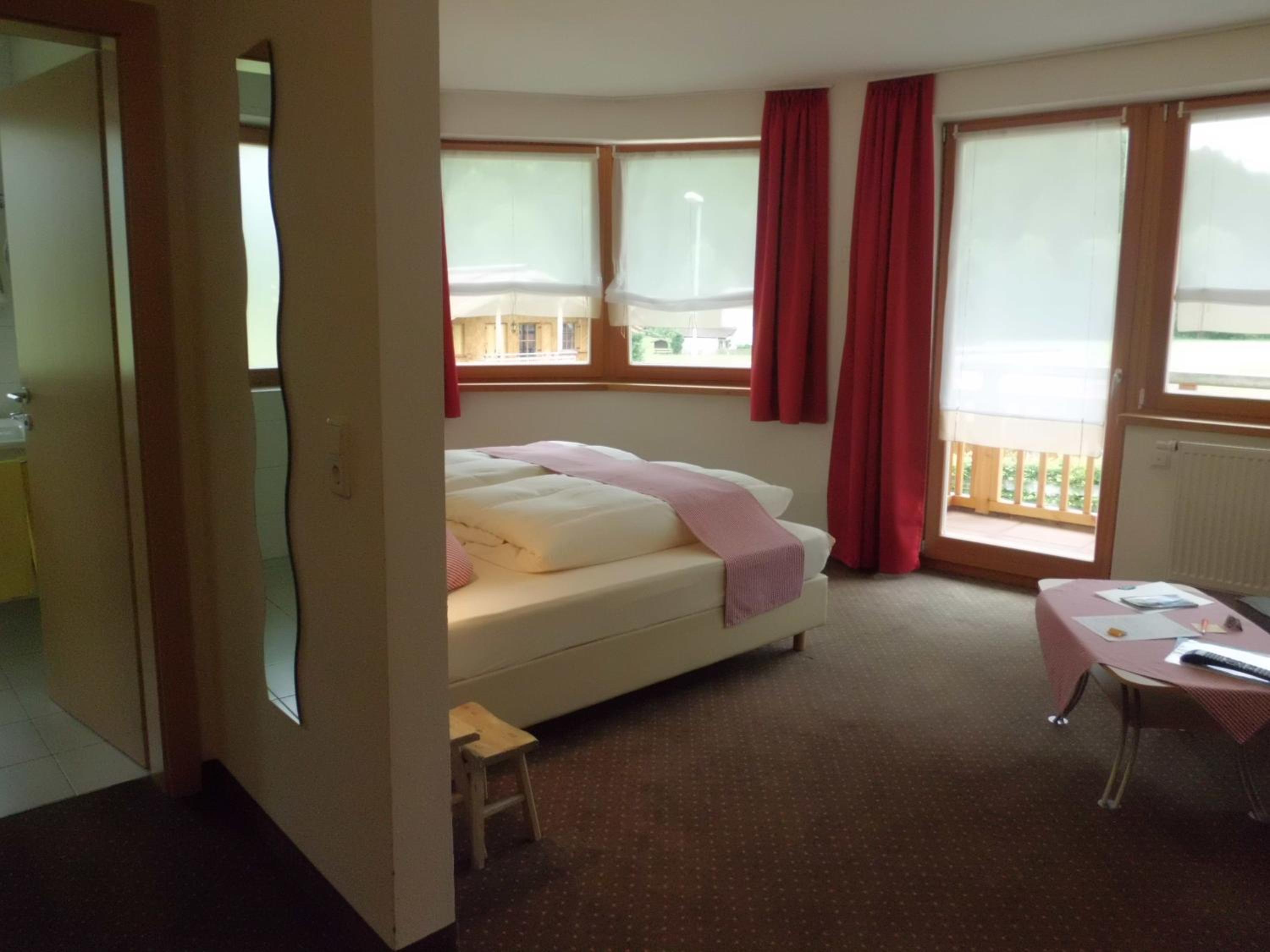 Alpina Appartements