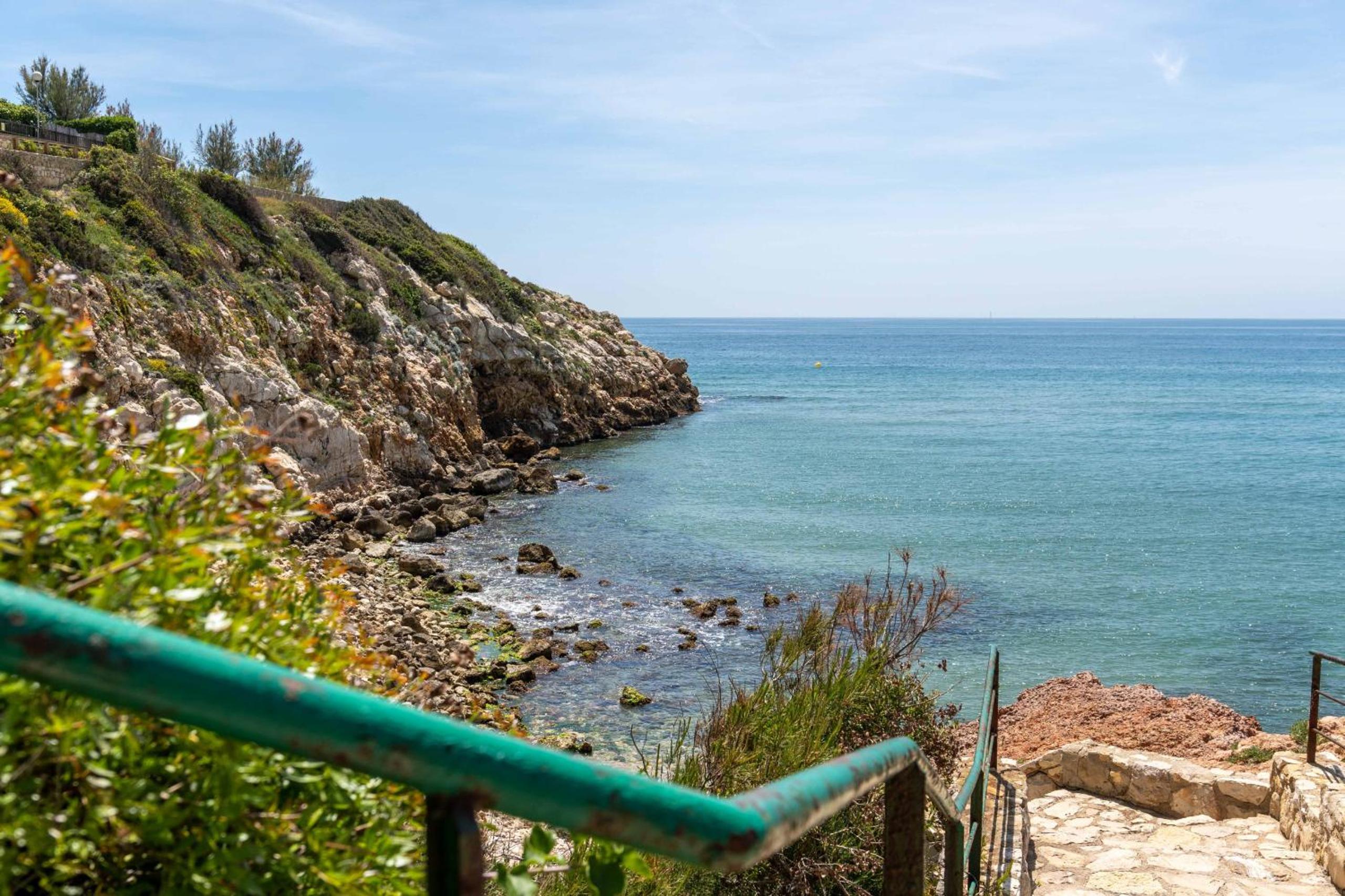 Mediterranean Way - Cye B-8