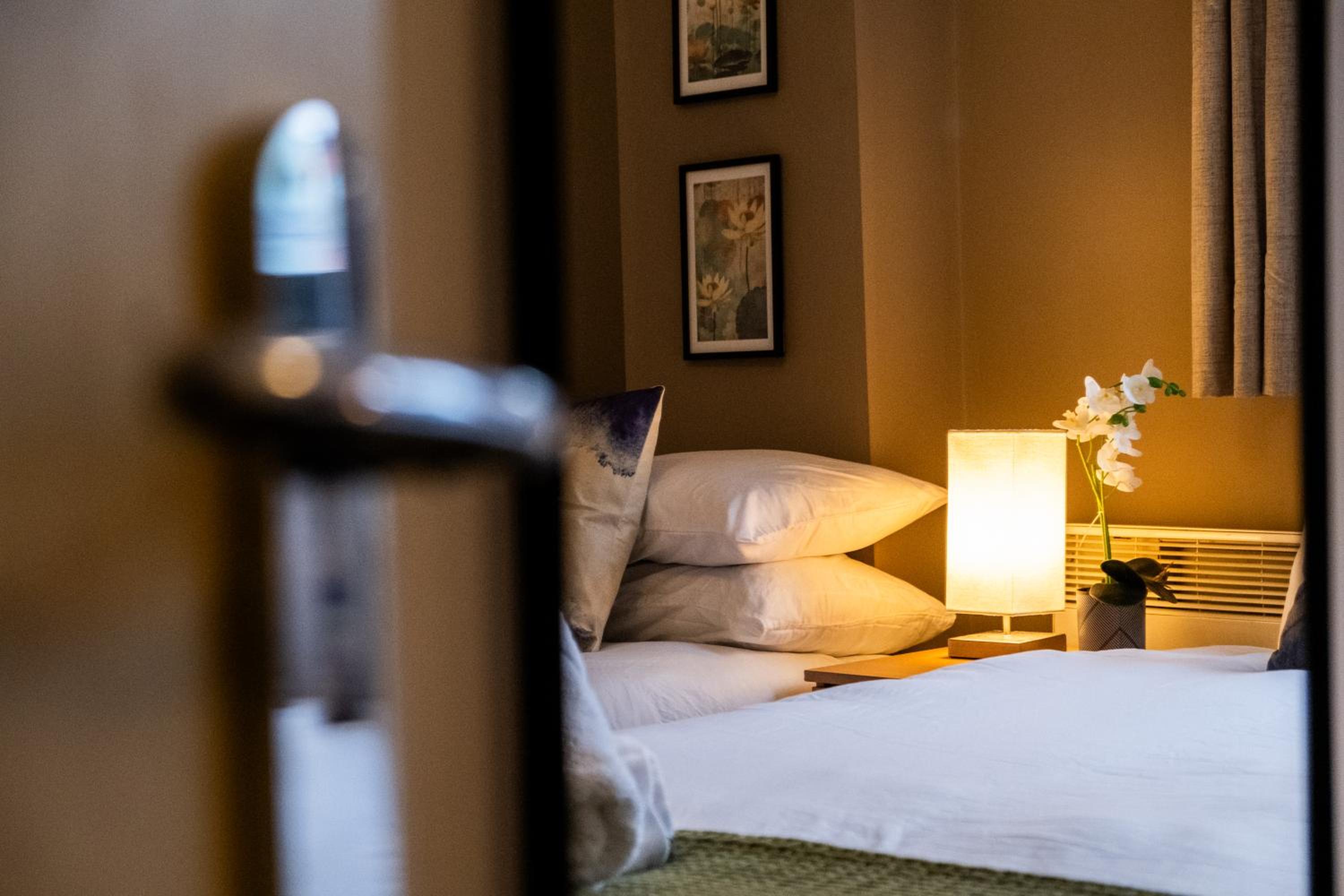 Orient City Loft with Free Parking, Balcony, and Netflix