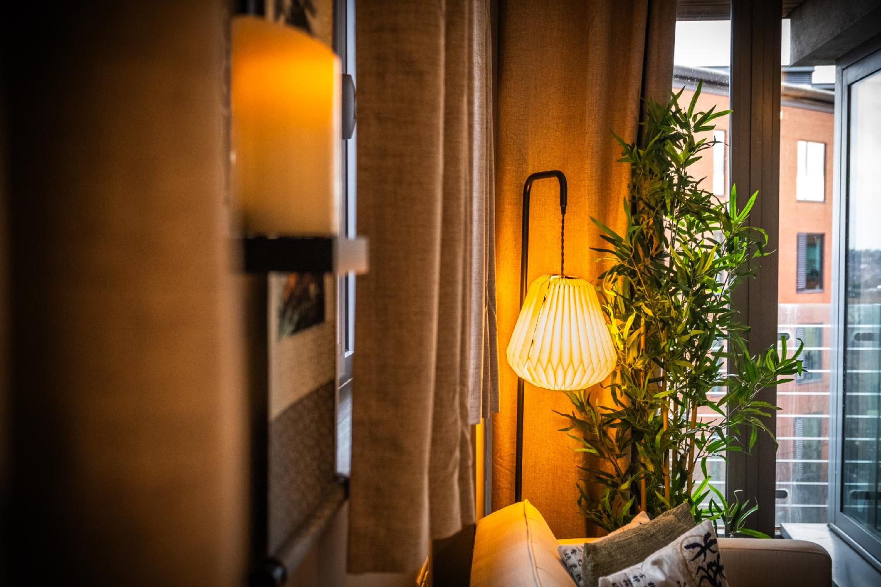 Orient City Loft with Free Parking, Balcony, and Netflix