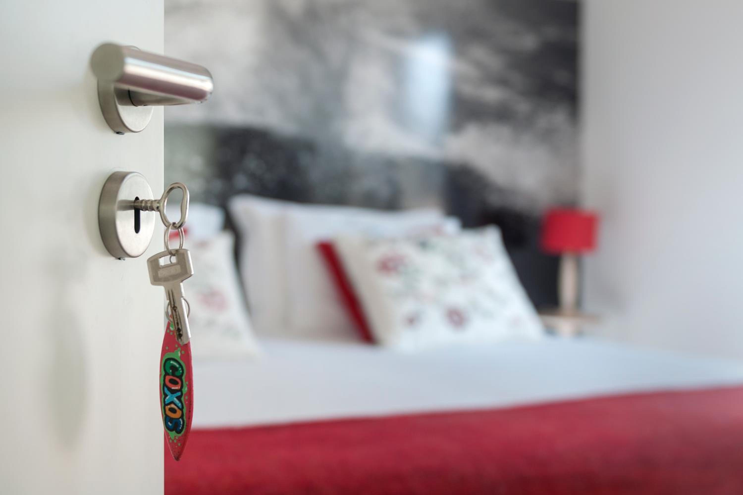 Beachouse - Surf, Bed & Breakfast
