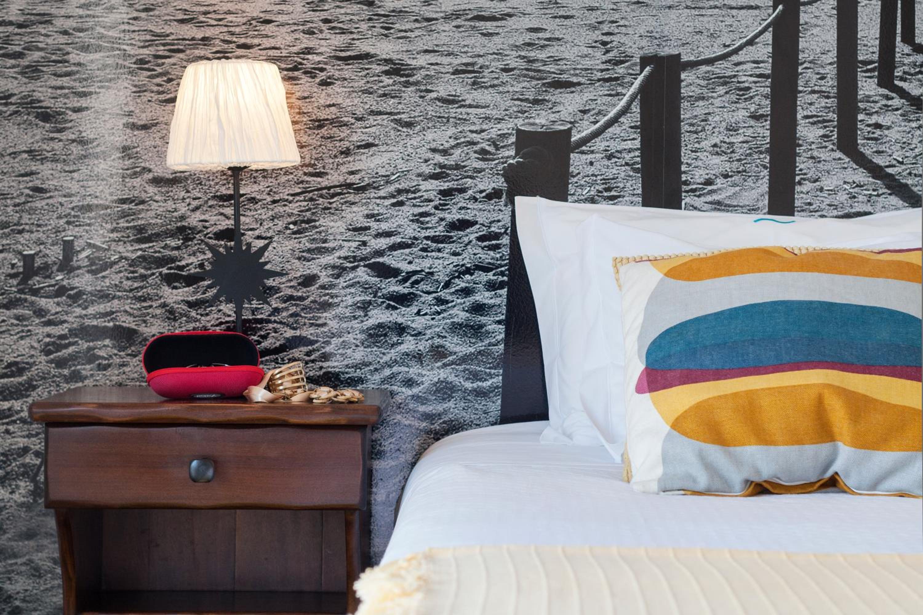 Beachouse - Surf, Bed & Breakfast