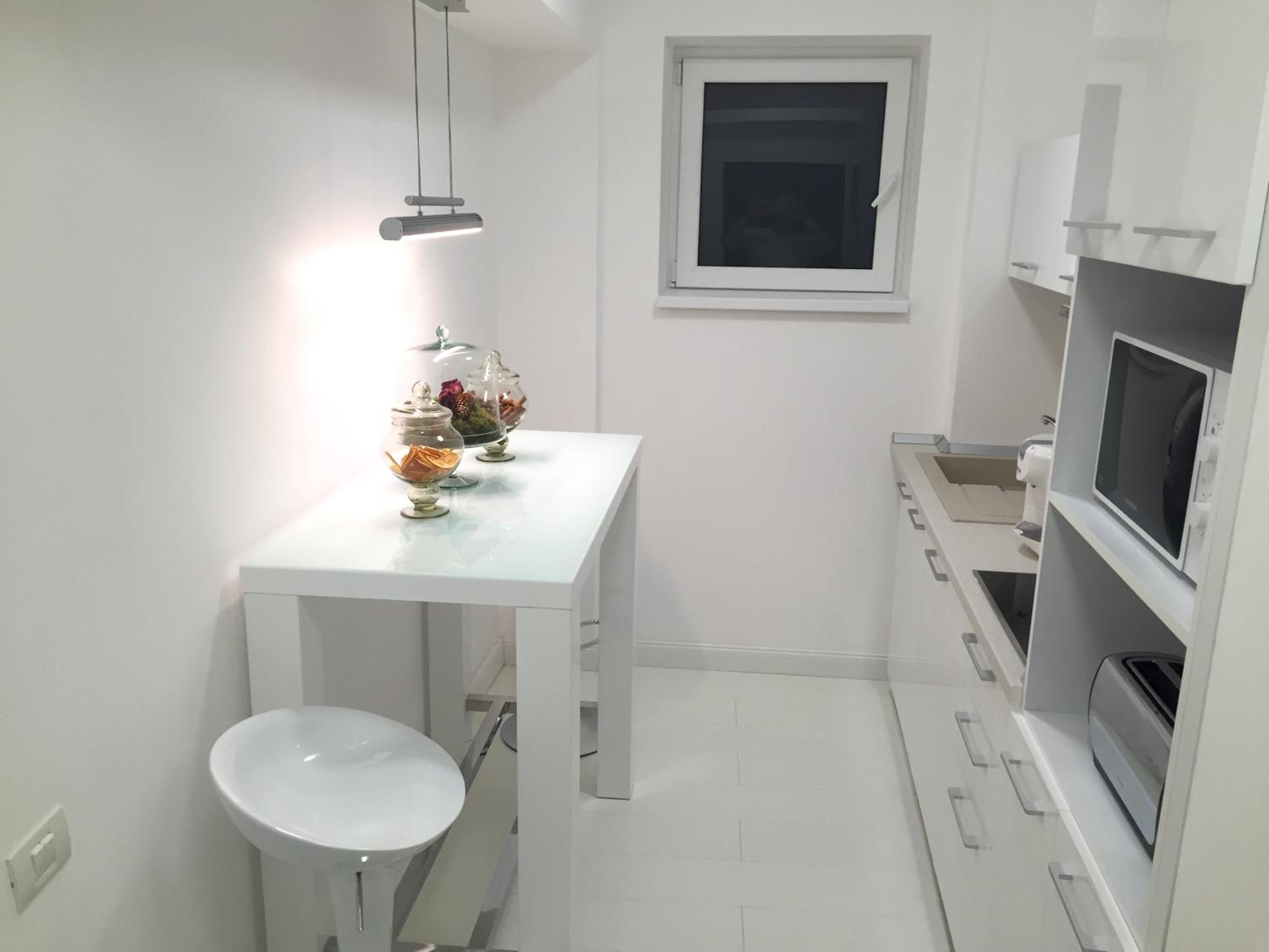 Metropole Apartments Romana Square