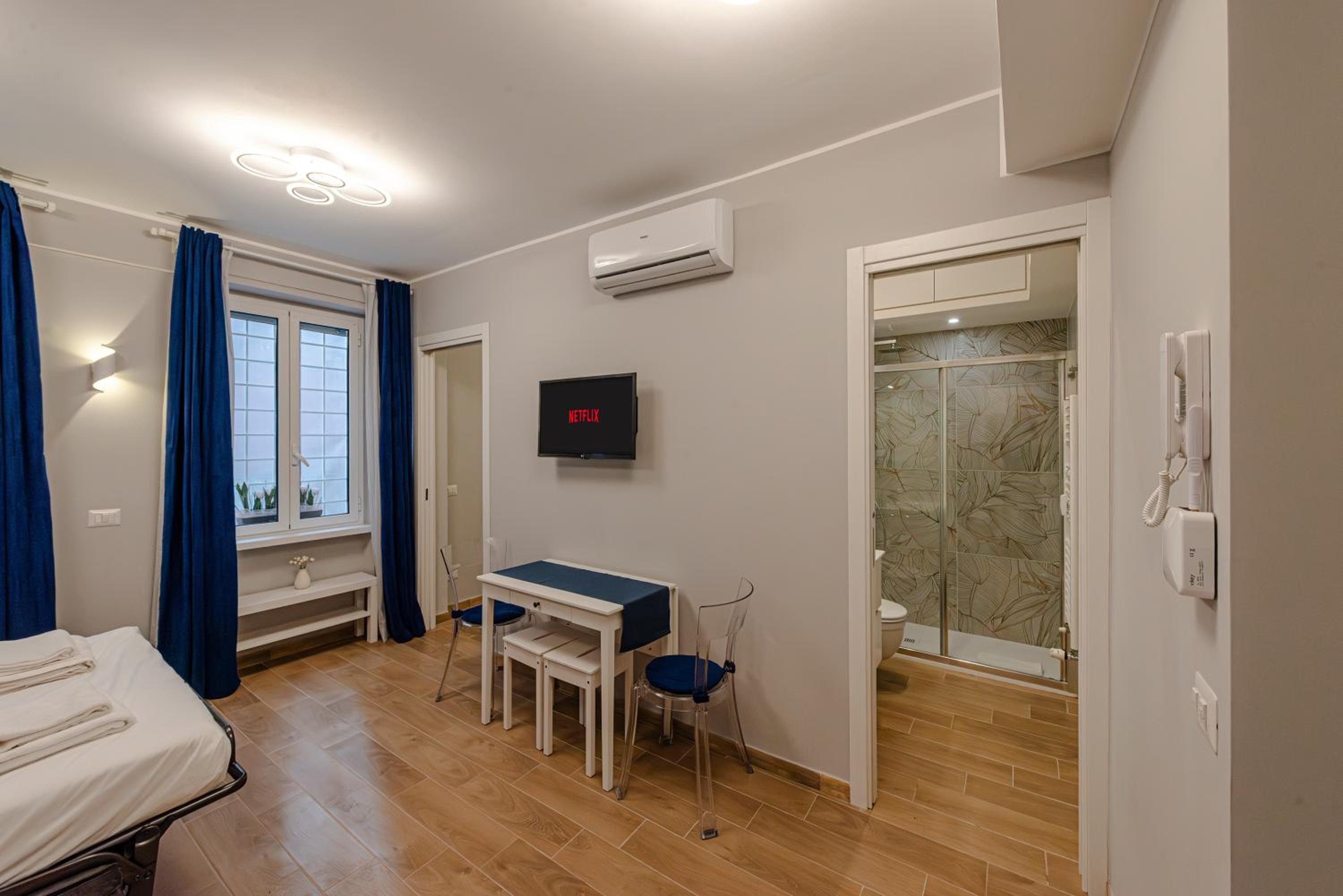 GoldStar apartments