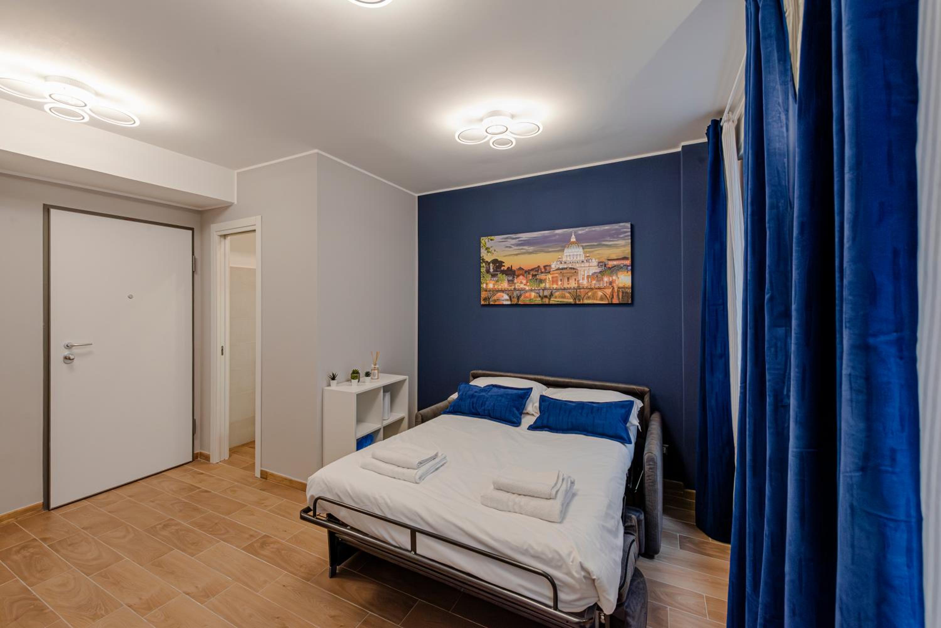 GoldStar apartments