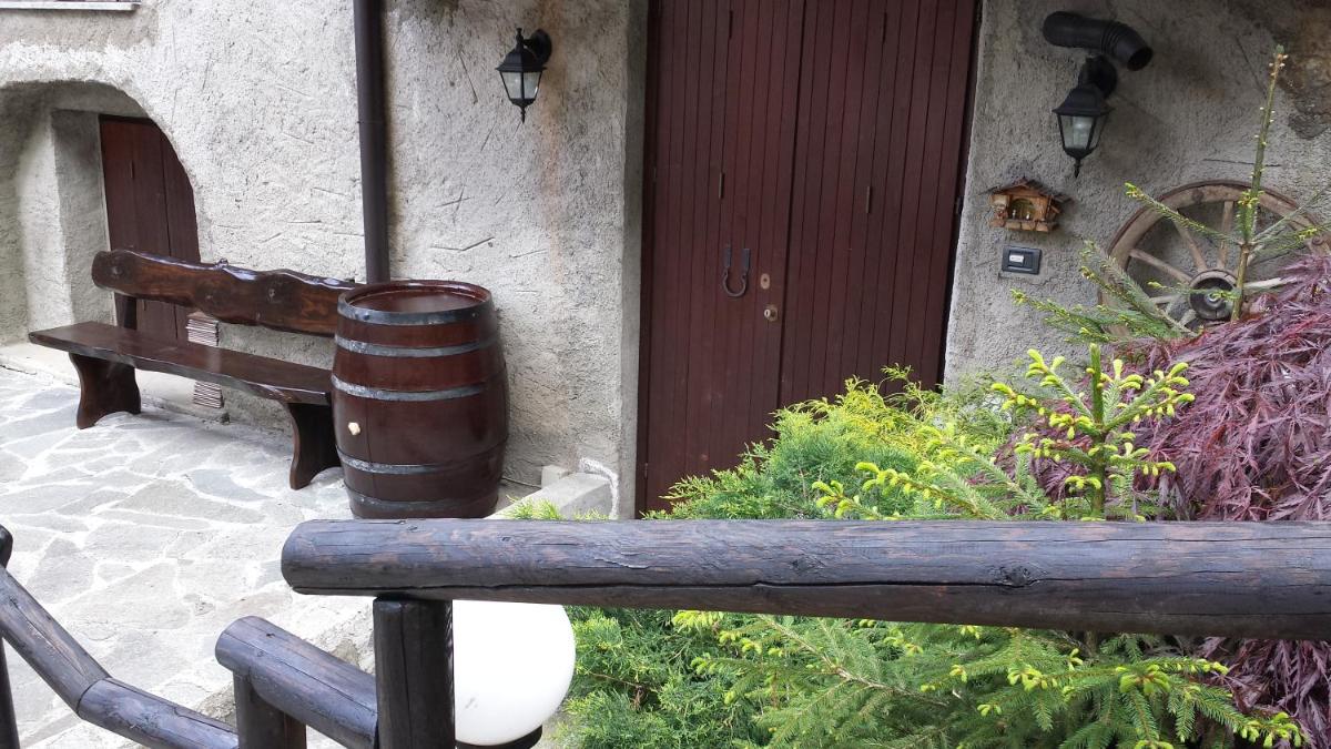 Casa Vacanze Corteno Golgi Aprica photo 3