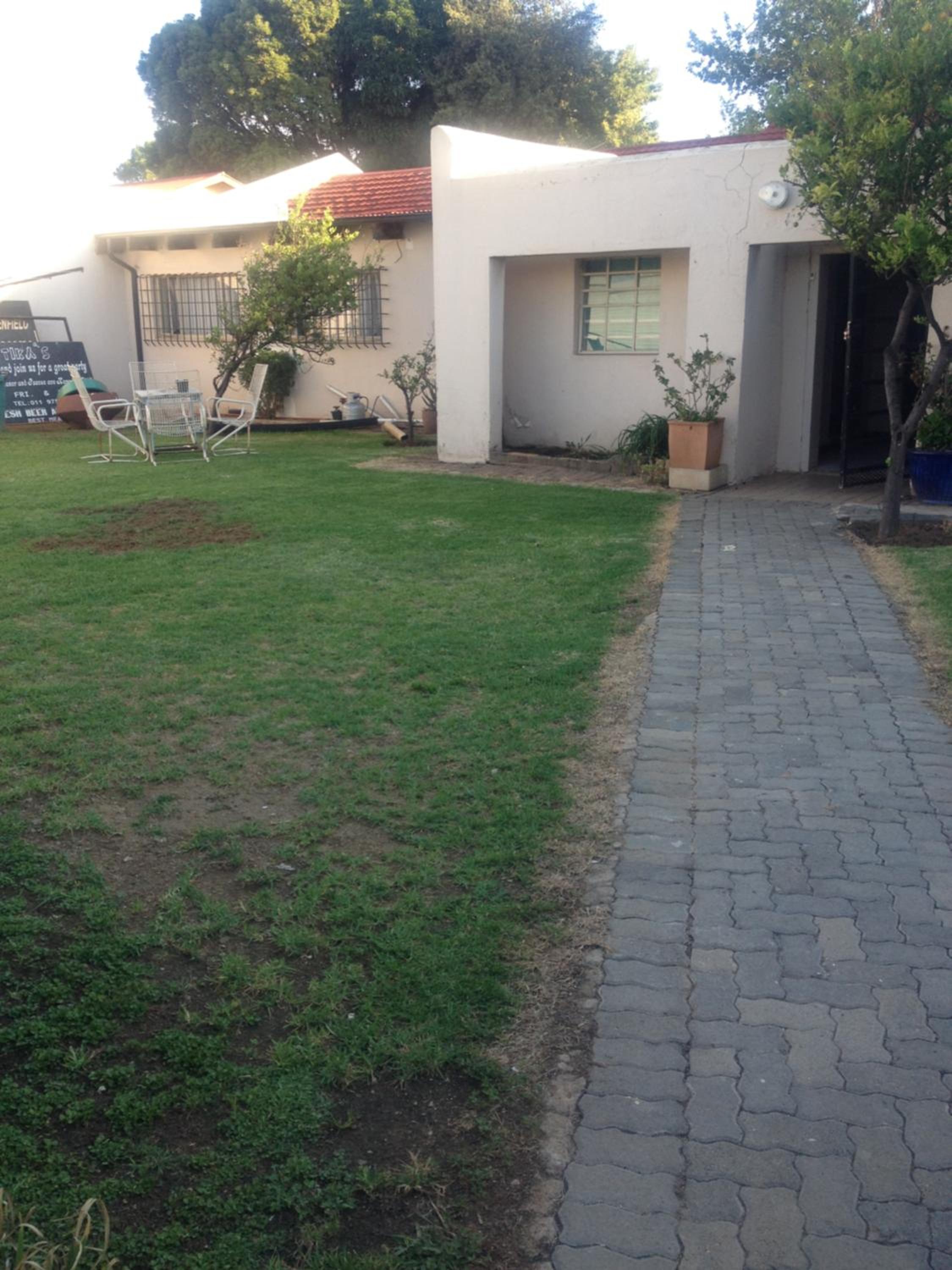 Pilot Inn Accommodation