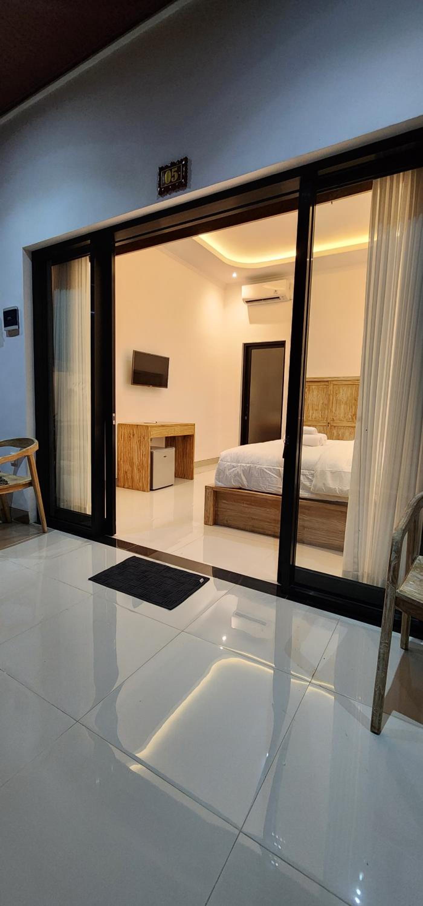 Kubu Dangin Guest House Kerobokan