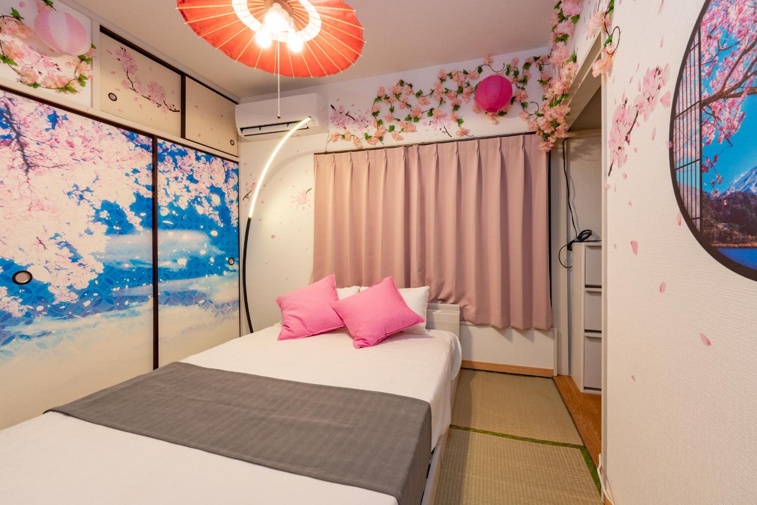 LEON RESORT HOTEL A 3rooms MAX8people 6min Shinjuku 11min Shibuya 12min walk Ikebukuro LEON RESORT IKEBUKURO traditional Japanese room 池袋 最大8名