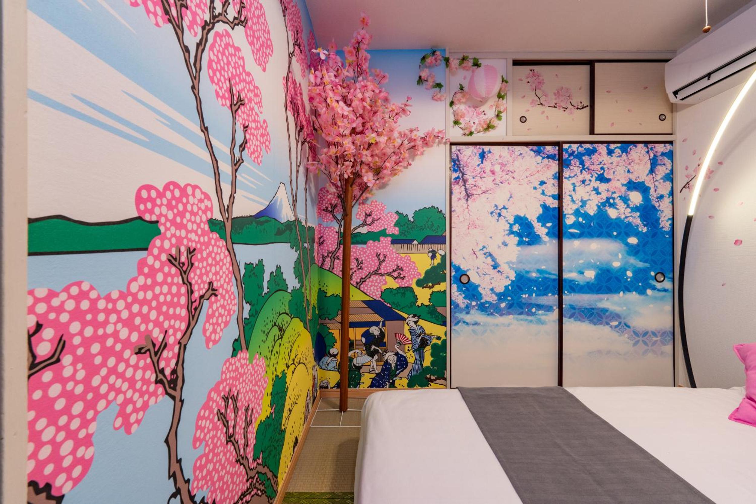 LEON RESORT HOTEL A 3rooms MAX8people 6min Shinjuku 11min Shibuya 12min walk Ikebukuro LEON RESORT IKEBUKURO traditional Japanese room 池袋 最大8名